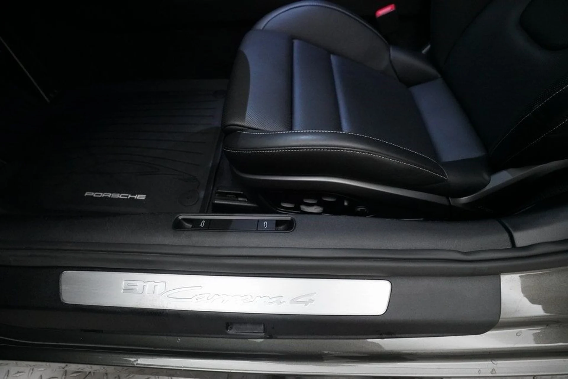 mph016_3335932482_5d243c4487154ad554f1c3a6ffc7894dx_59a3b15d3b