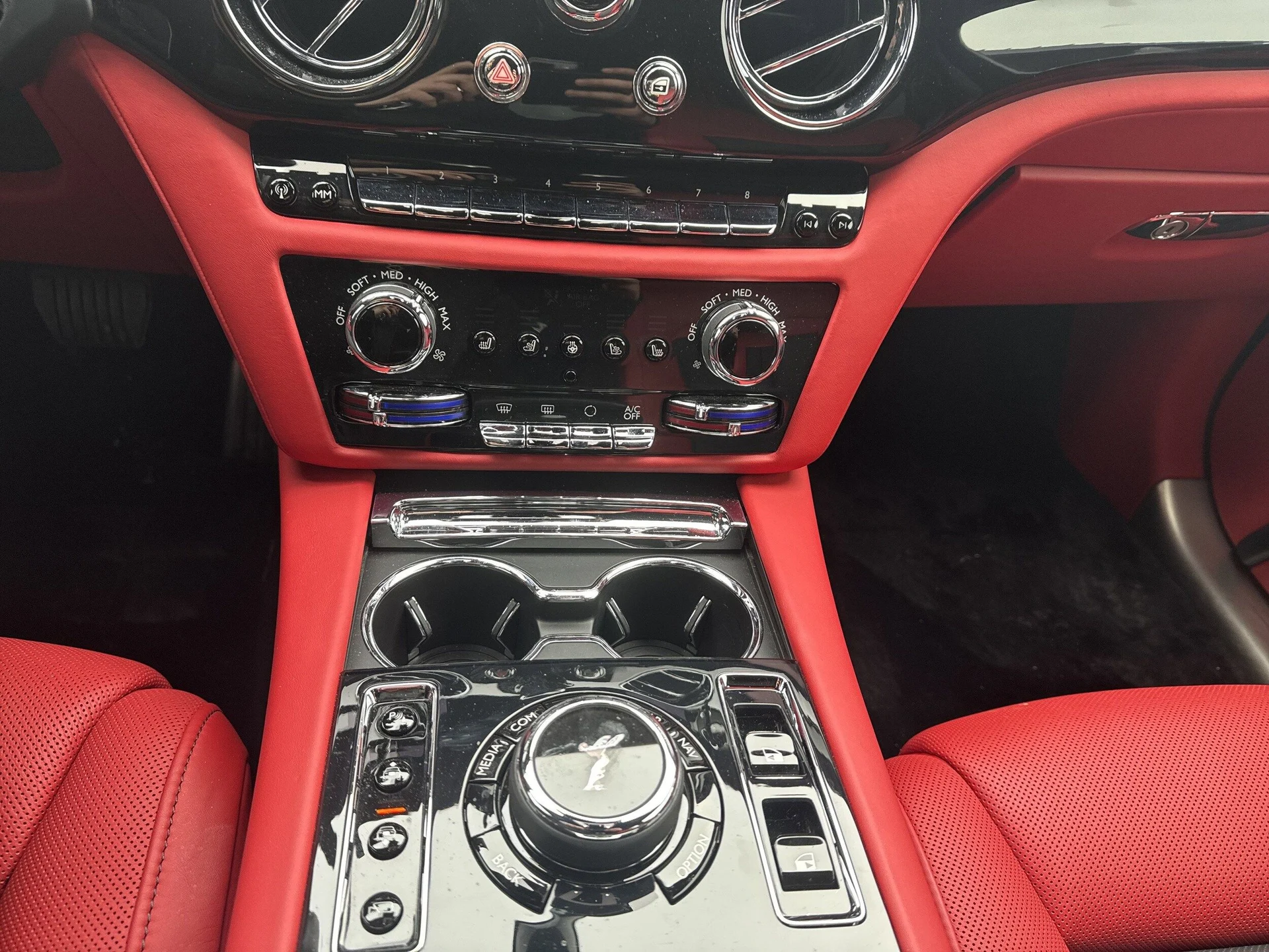 mph016_3341393932_f0b17fec3f6e3a4b22ba4525c3358584x_164d29d595