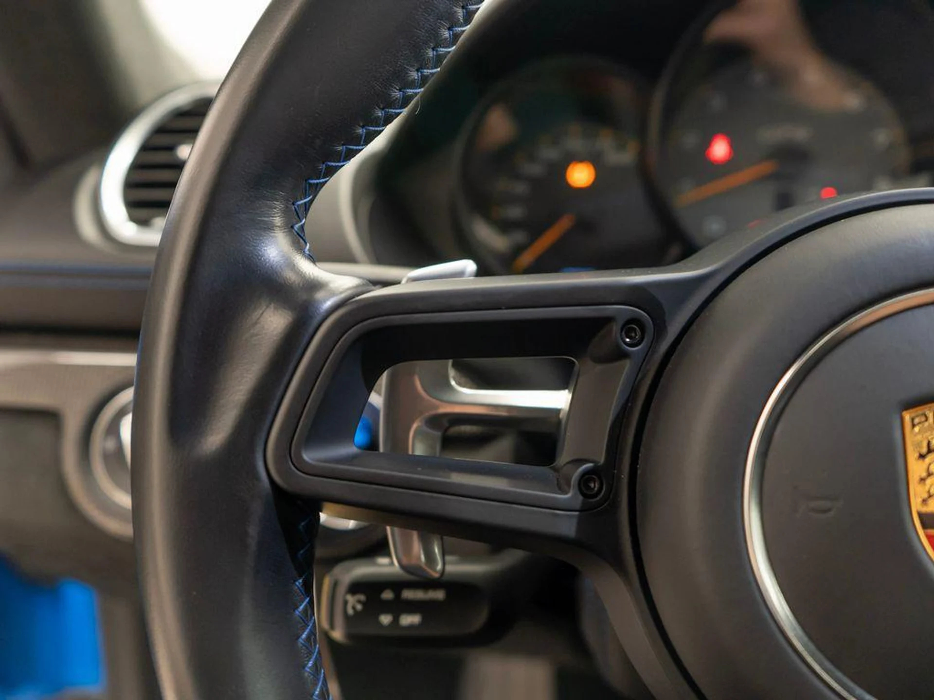 mph016_334199220_5p_A3a_Ng7_V0s_Oq_ZAJ_0z_Db_XZX_04d_Q_78de7536d0