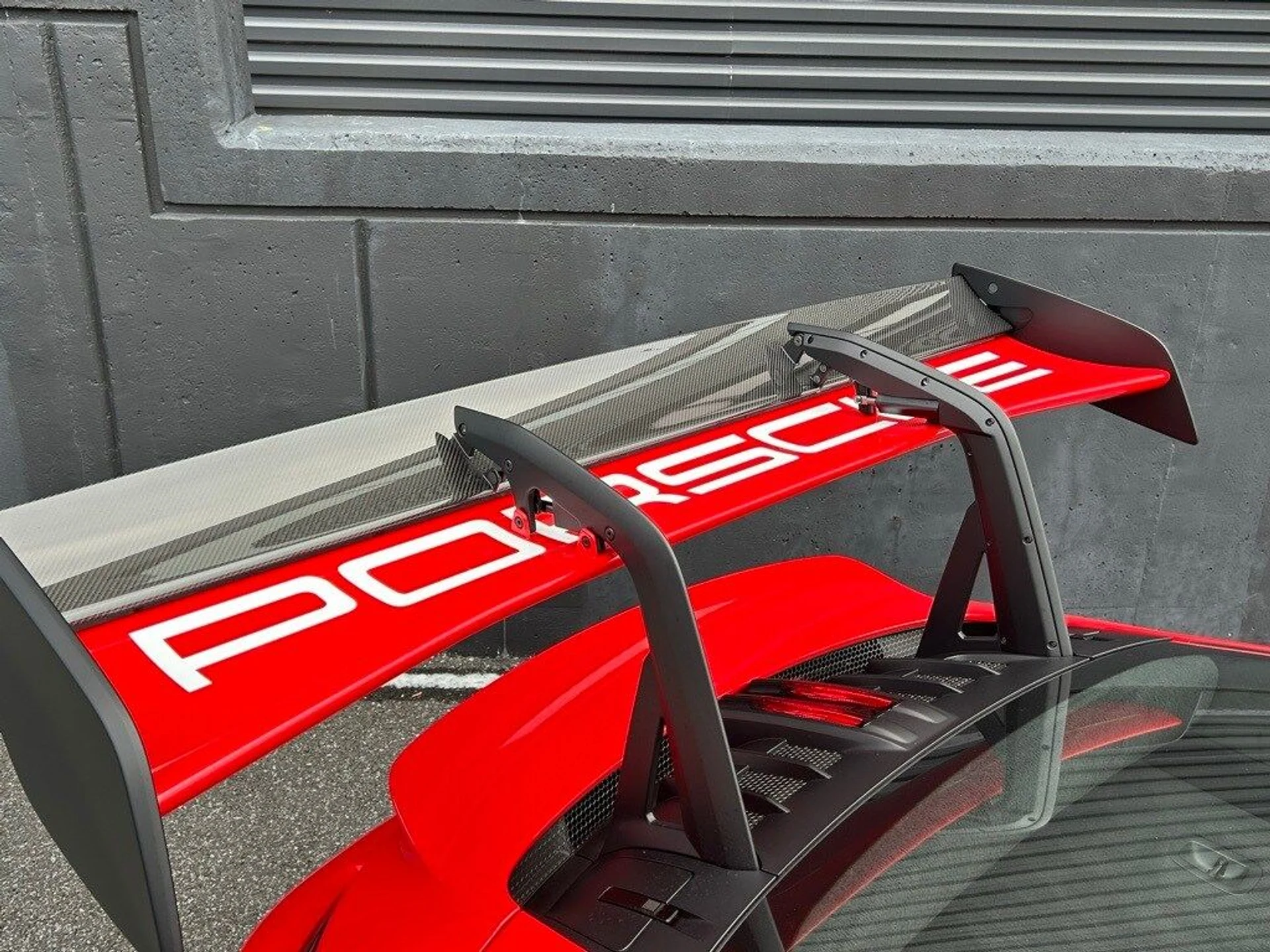 mph016_3348787149_a9d1c518ce69a0cc2c2f36196483071ex_89c6e9409f