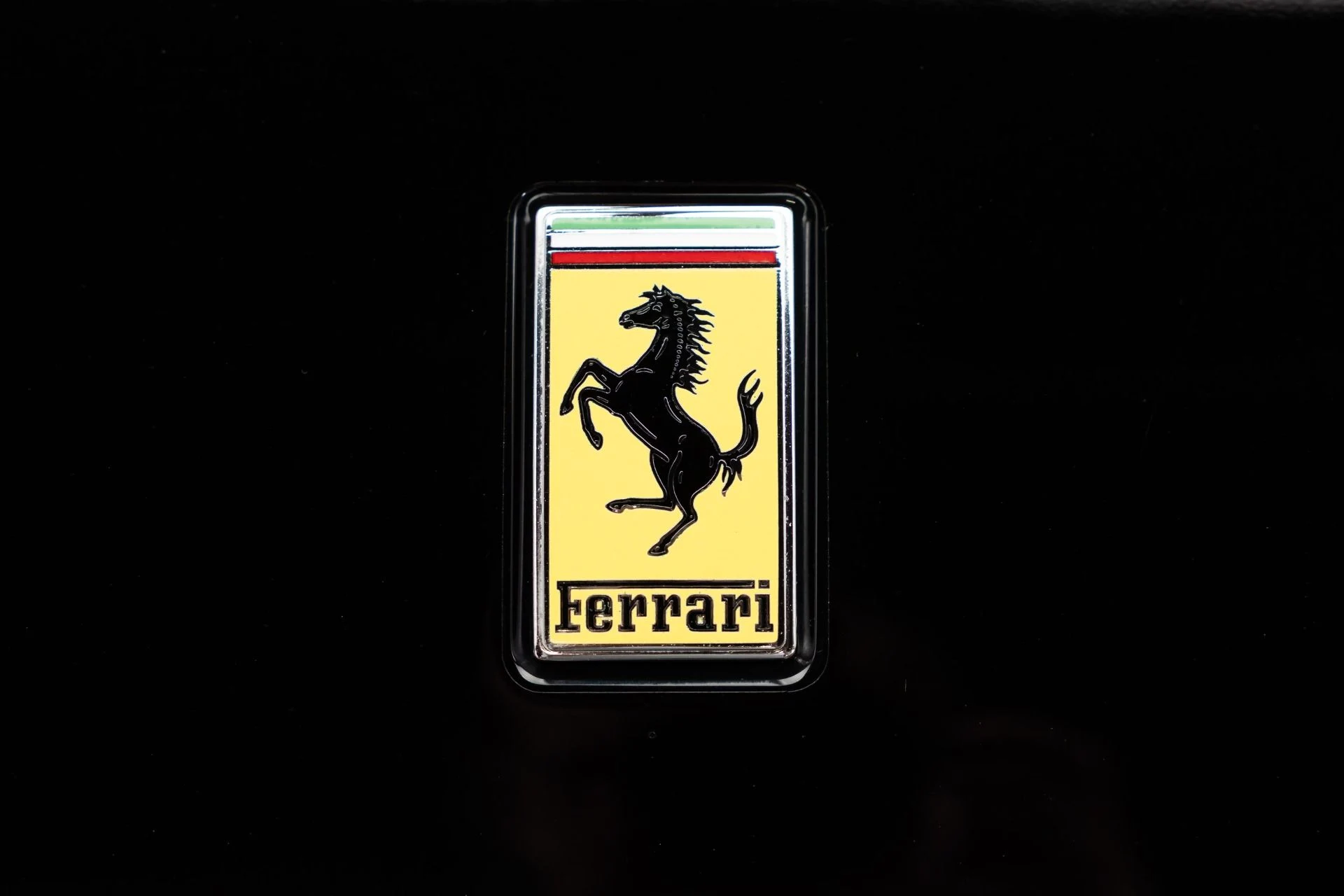 mph016_3349380206_Used_2014_Ferrari_F12berlinetta_1784559579_abef0c3362