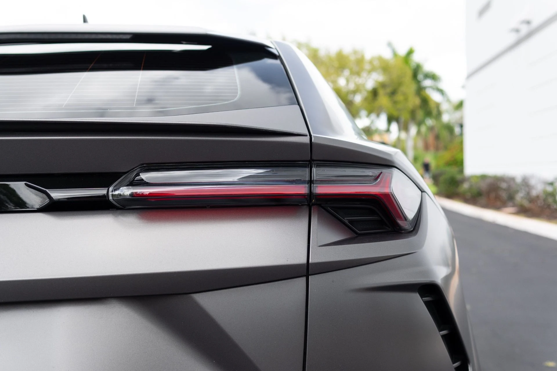 mph016_3351177121_Used_2022_Lamborghini_Urus_1773951394_67b01d6cff