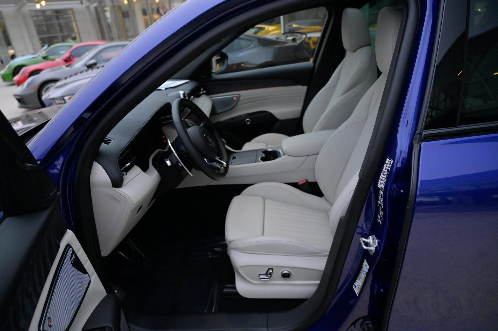 mph016_3352143938_4e0f1cdeeefc490c9740c2eb7353e2fa_bcd2c73f90