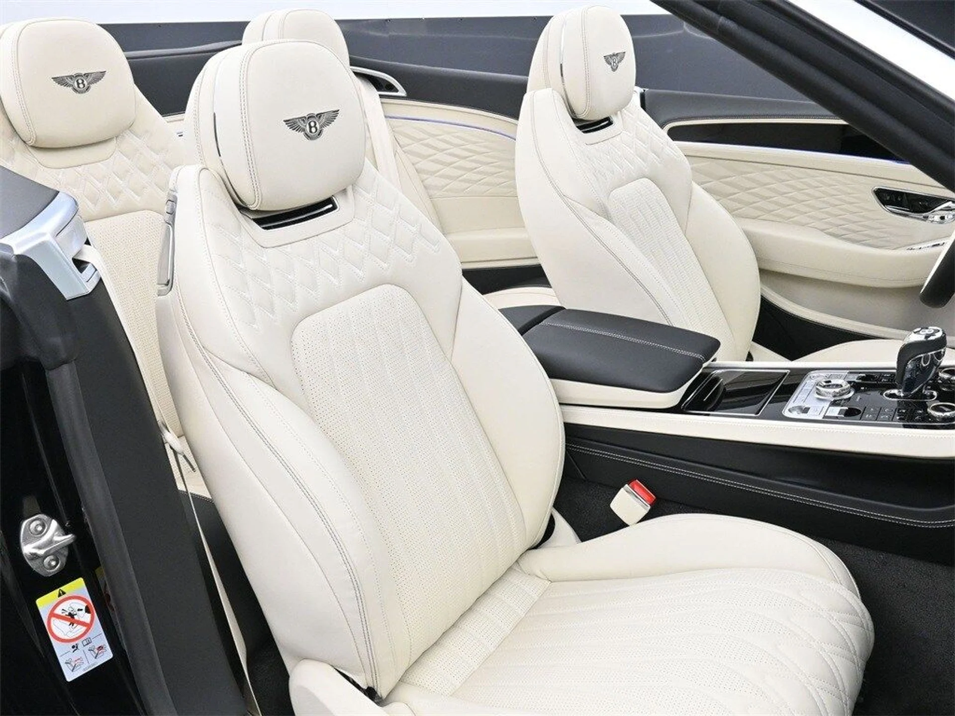 mph016_3353187295_b2fbc4123e326ea7c41d39d50136b5adx_6164d083fa