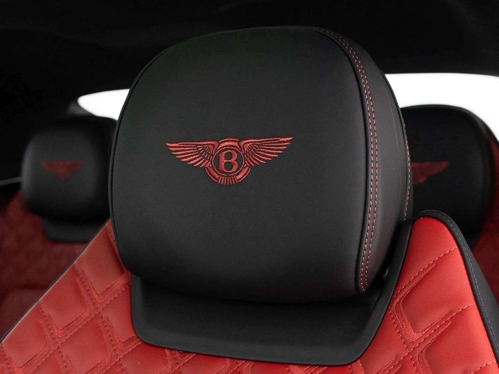 mph016_3353900263_52efa4a8ef32d3e6532ab016ccdbfa61_d10933e345