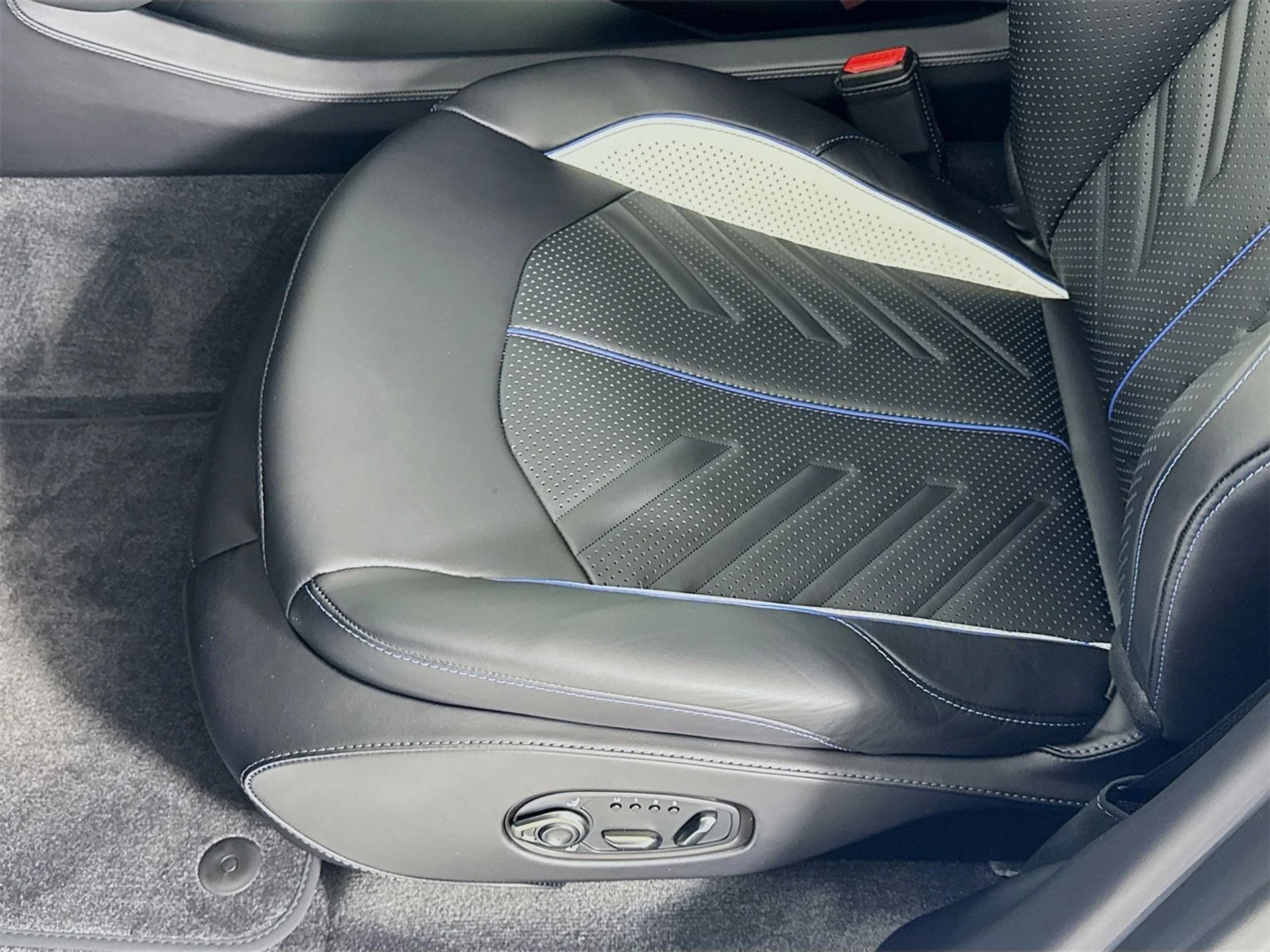 mph016_3354205321_0fbc076d4e7427785c522f52a00a34adx_f31860824b