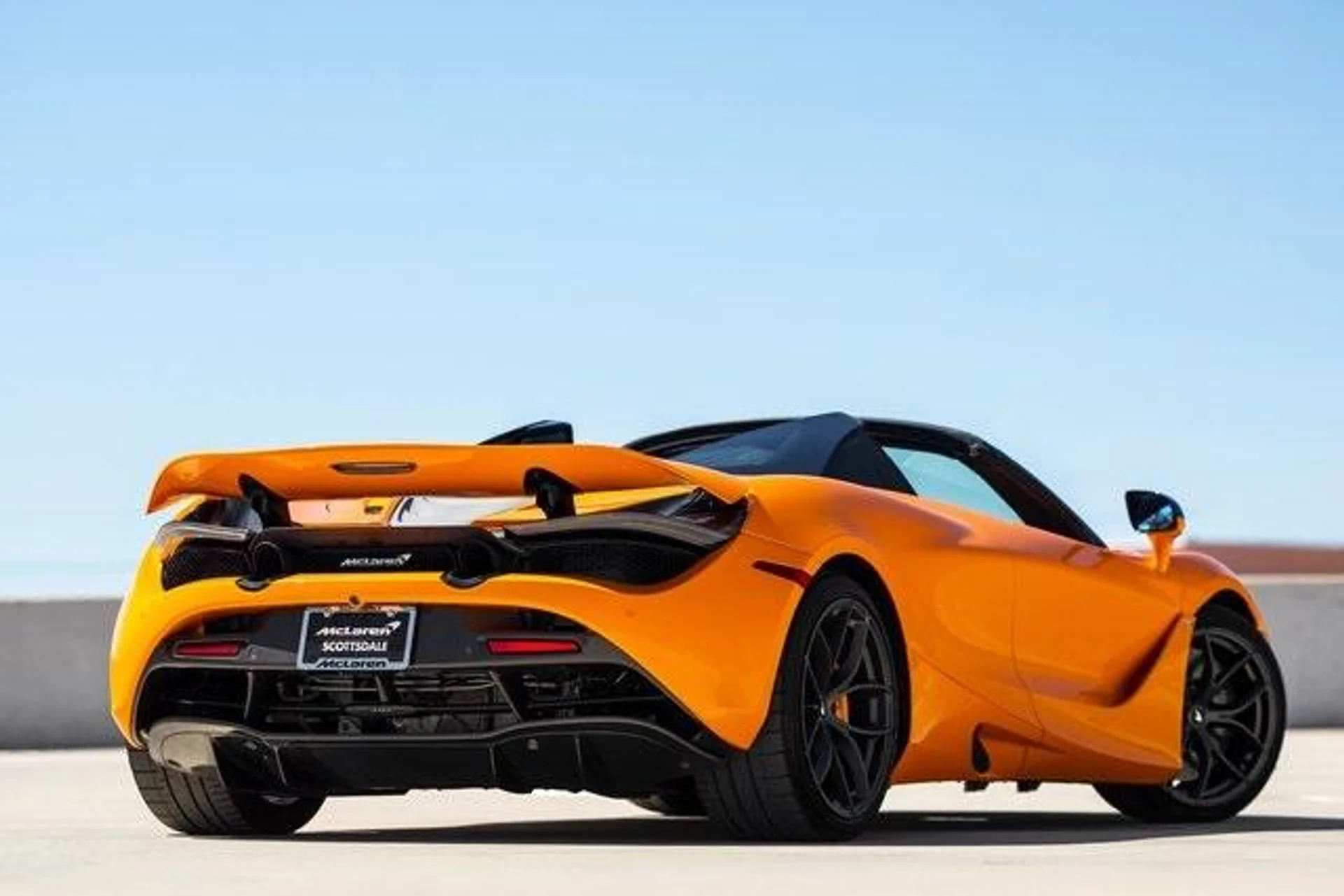 mph016_3357544932_Used_2019_MCLAREN_720_S_Spider_Performance_1620459163_a61b019496