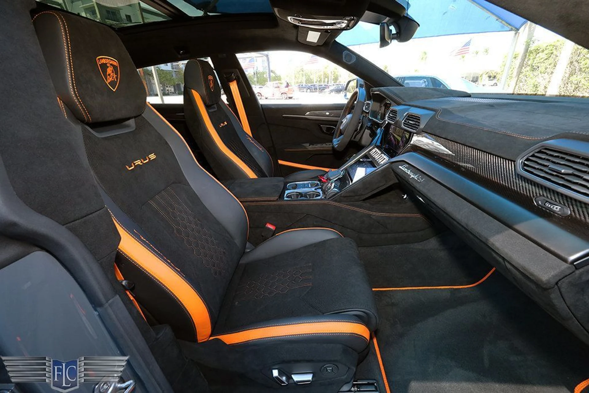 mph016_3362617304_used_2024_lamborghini_urus_performanteawd_6305_23012668_17_1024_58ae753f32