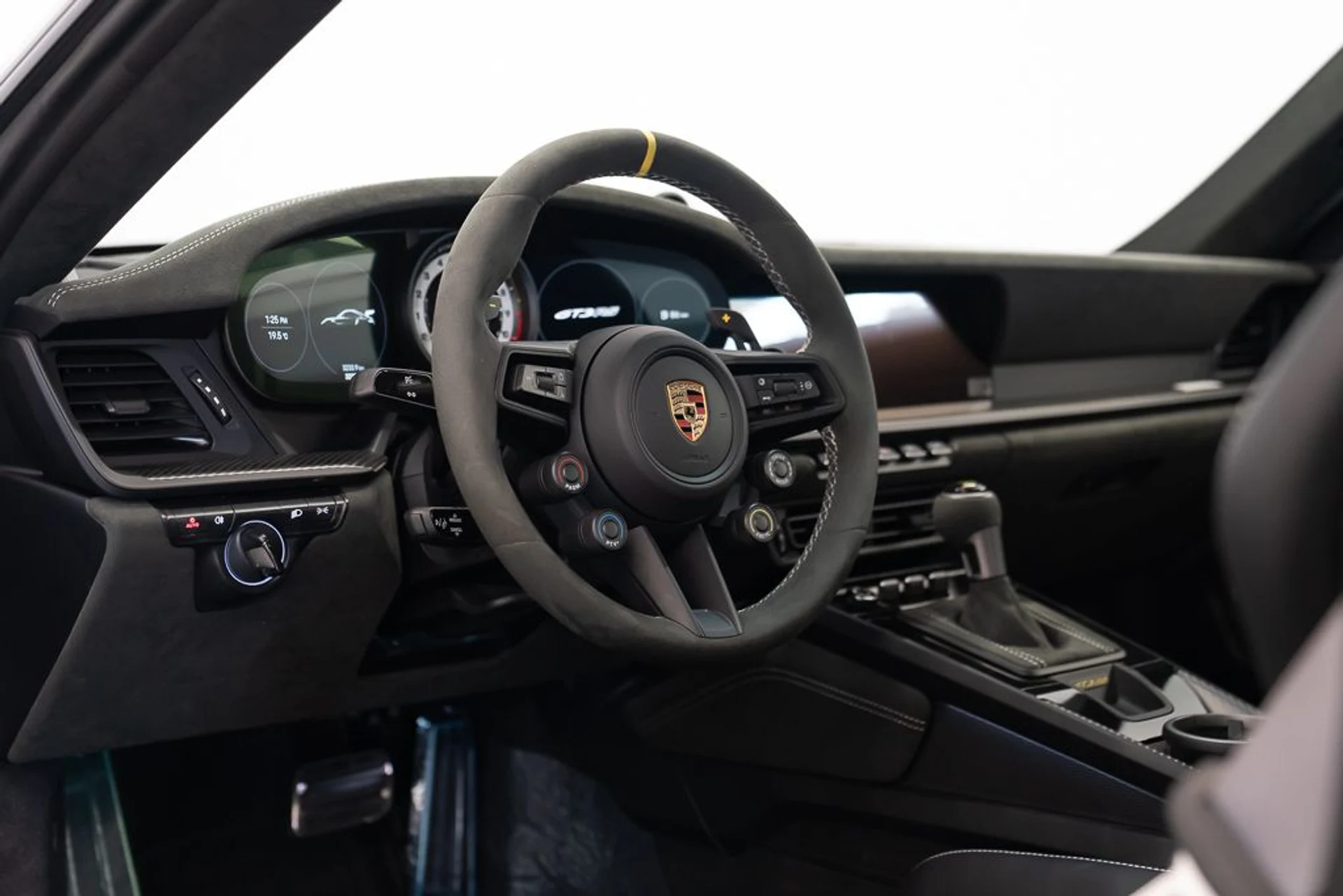 mph016_337303983_porsche_911_2024_b56f3ab130