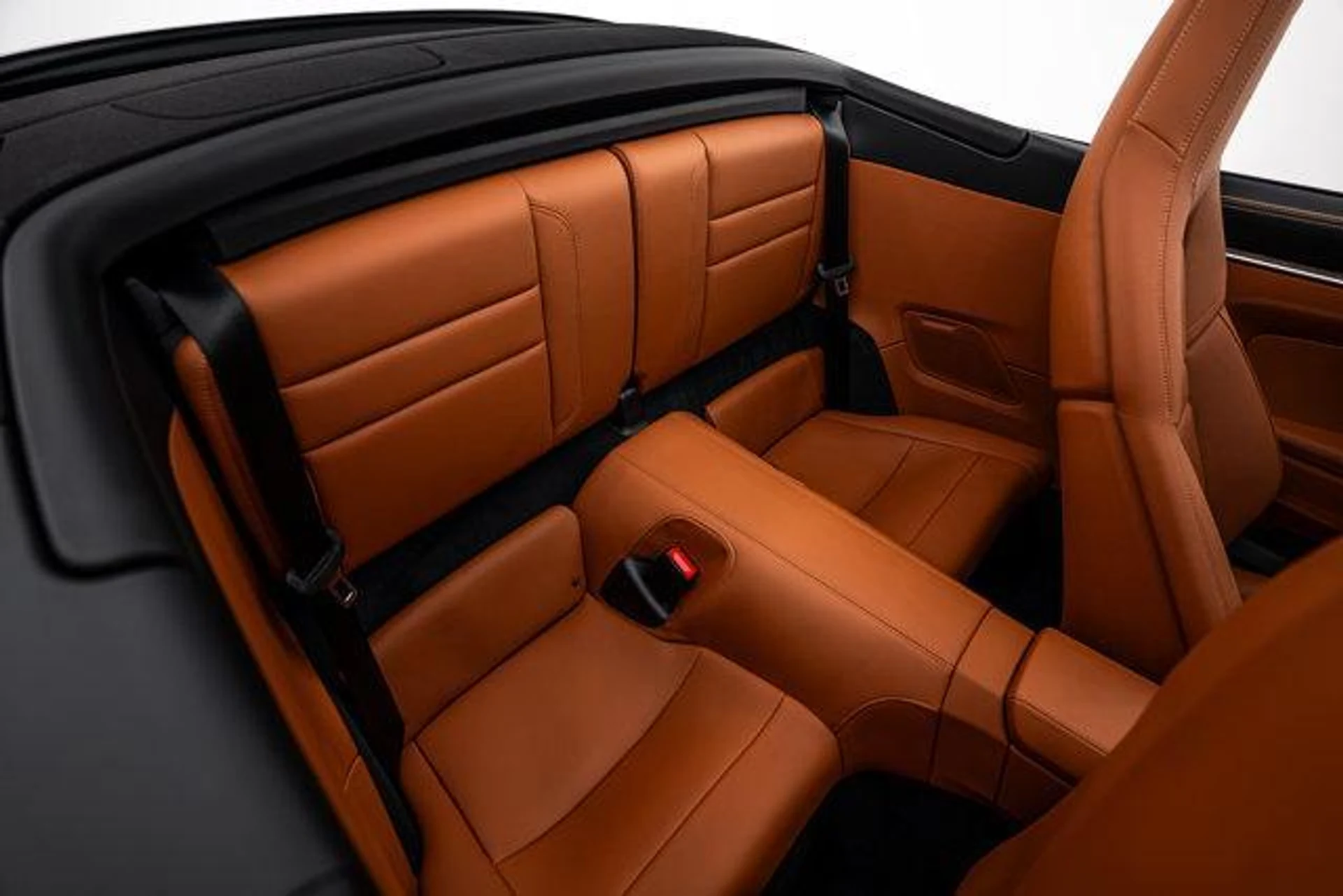 mph016_3379982929_z_u74t_St_Qh_EZM_9rj5_Mg_Ux_Y_Uzed_Y_194c54394b