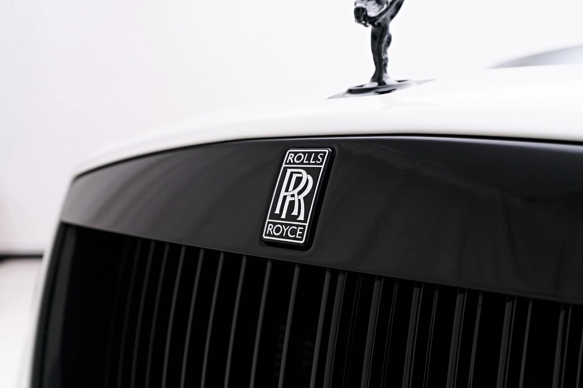 mph016_3385845255_Used_2018_Rolls_Royce_Wraith_Base_1758573621_d31f744970