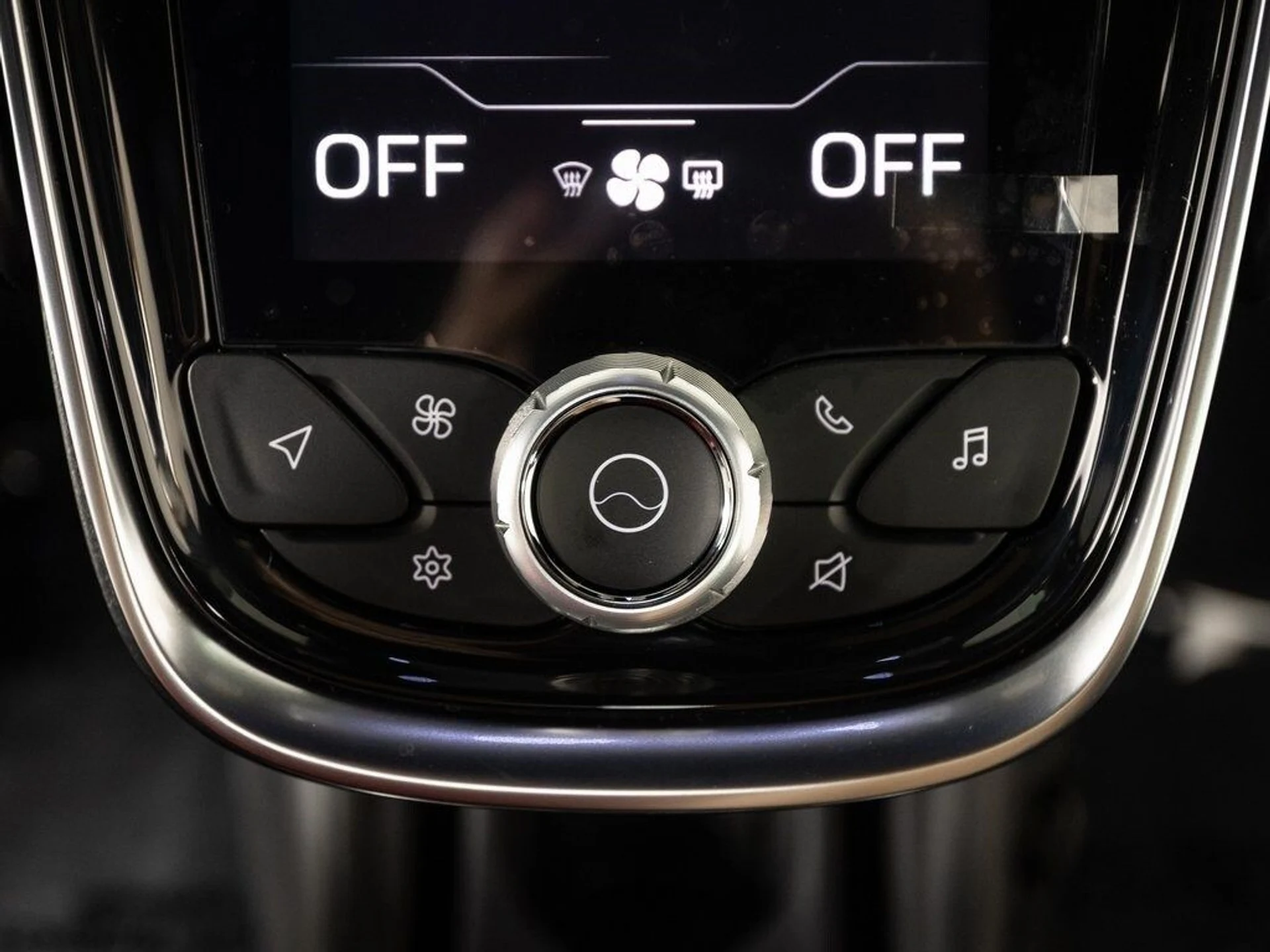 mph016_3385866355_85f8e9521ac4f0f3fcce5e6230fb2e2ex_708d84164c