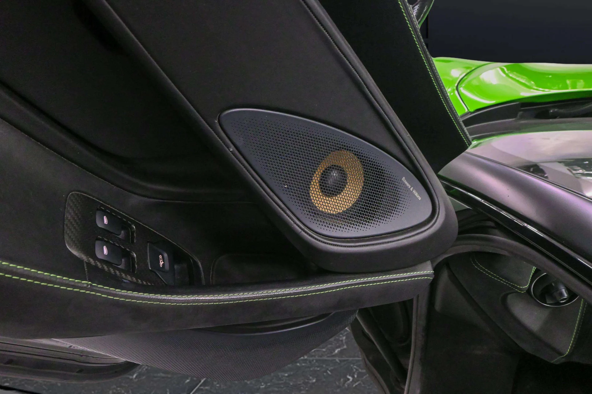 mph016_3389457590_65c52e65_d44f_4f88_8241_16defa41d3a2_07d3e746ba