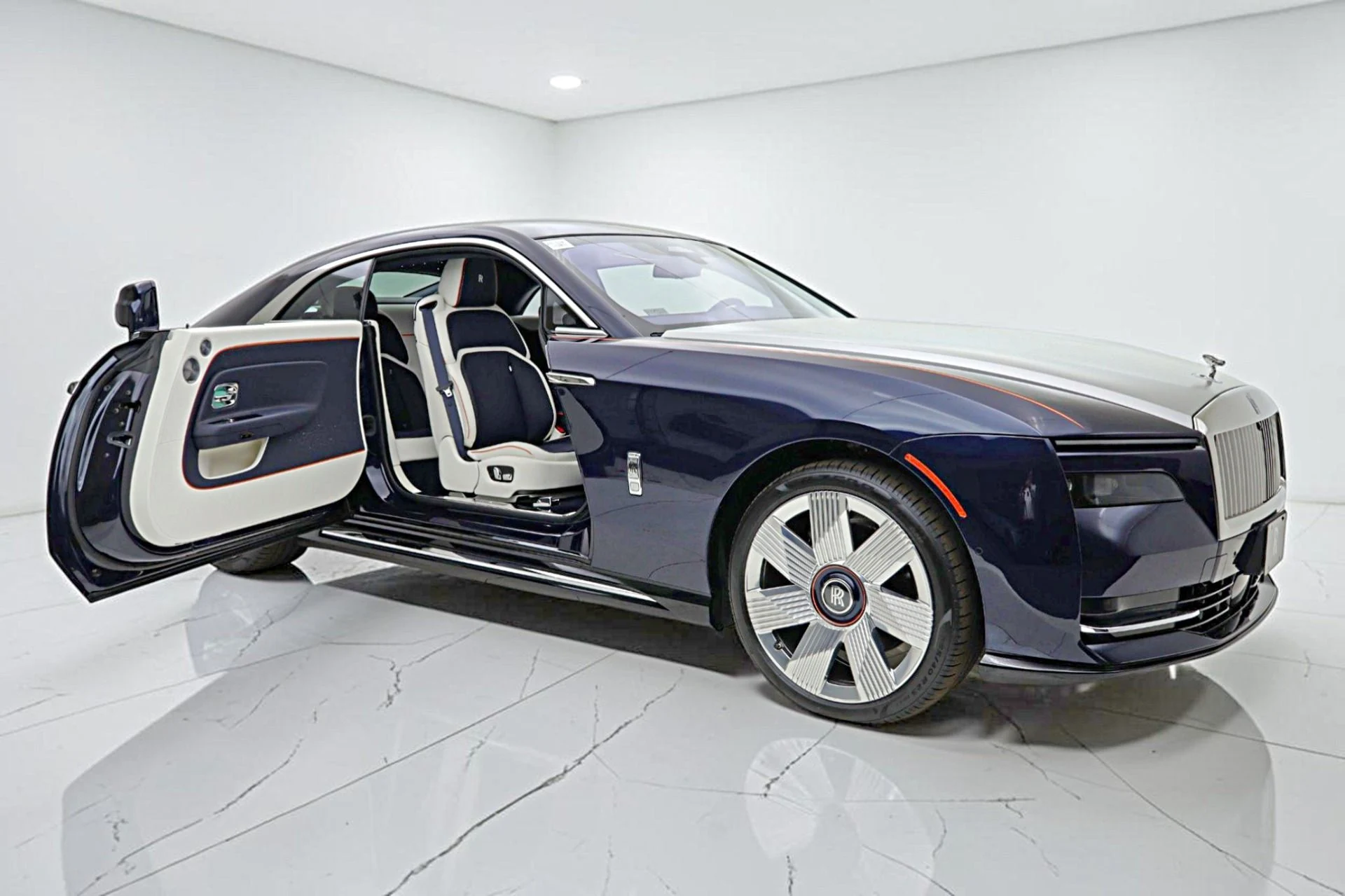 mph016_3390790253_Used_2024_Rolls_Royce_Spectre_4e25d44eaa