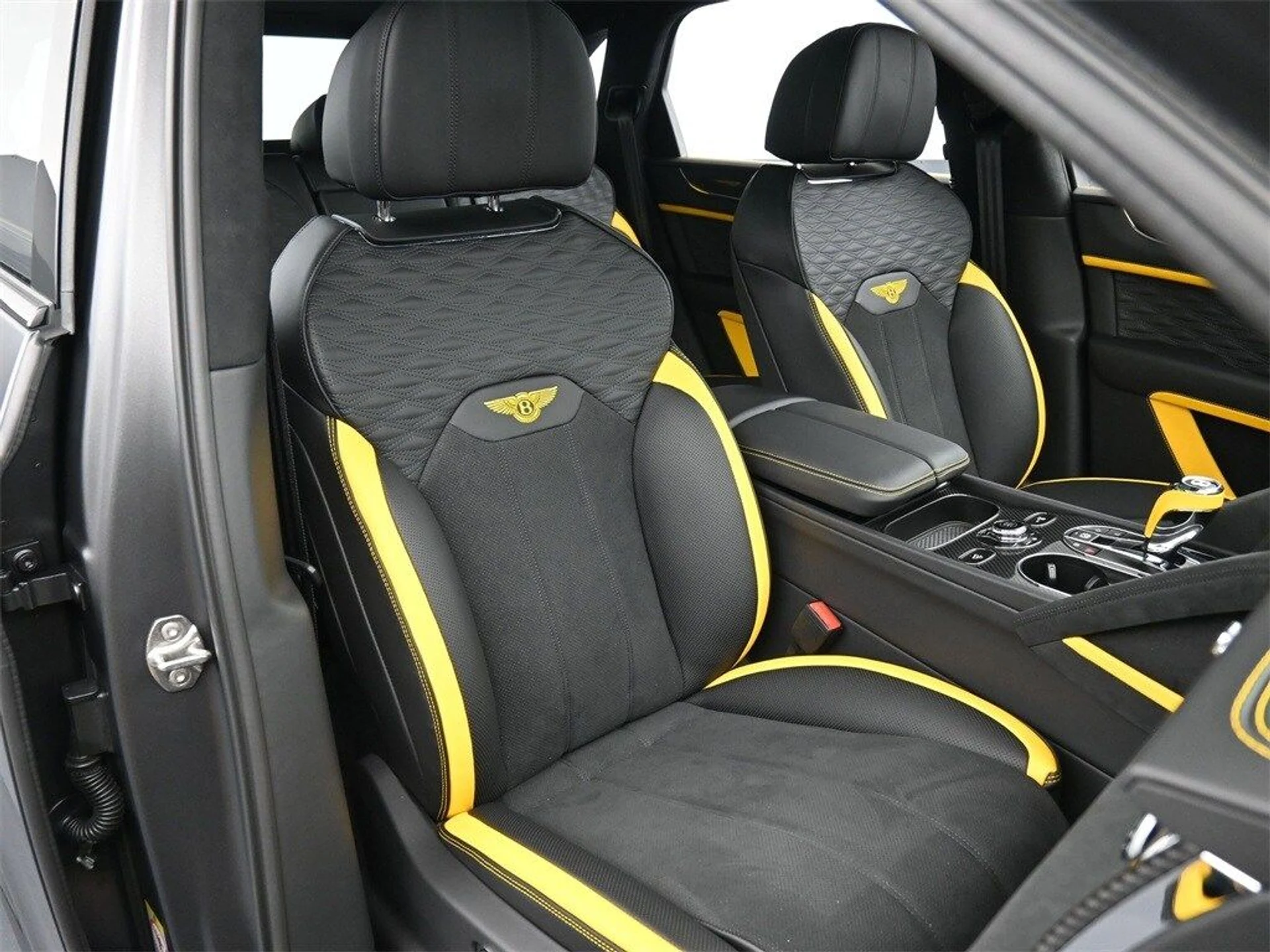 mph016_3395348500_32c6a85051adb294a2d6f536afe4f491x_5ffbc0ab53