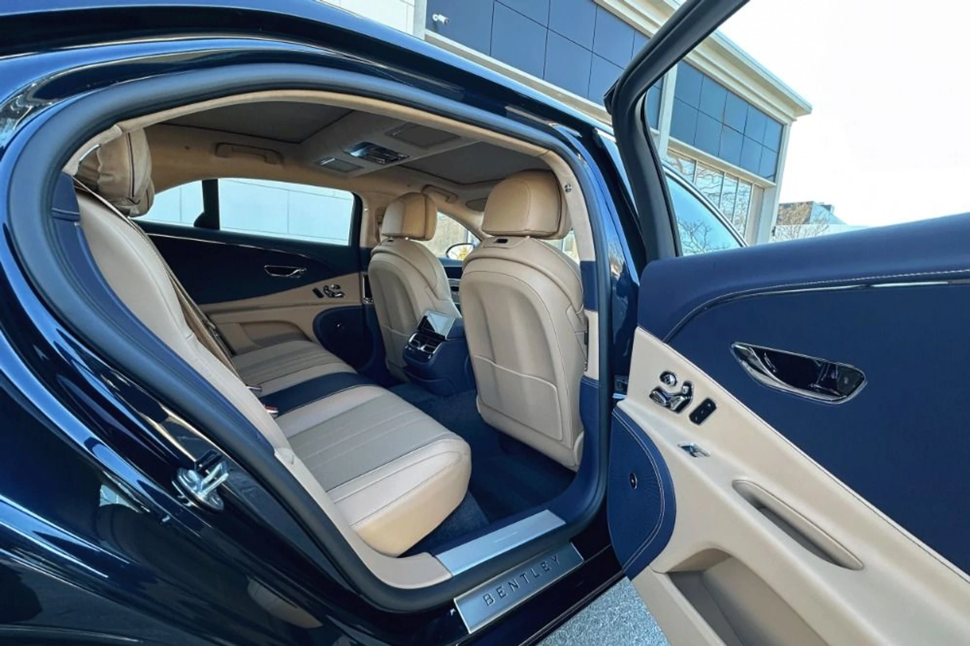 mph016_3400960214_New_2026_Bentley_Flying_Spur_1770289044_b60358d48e