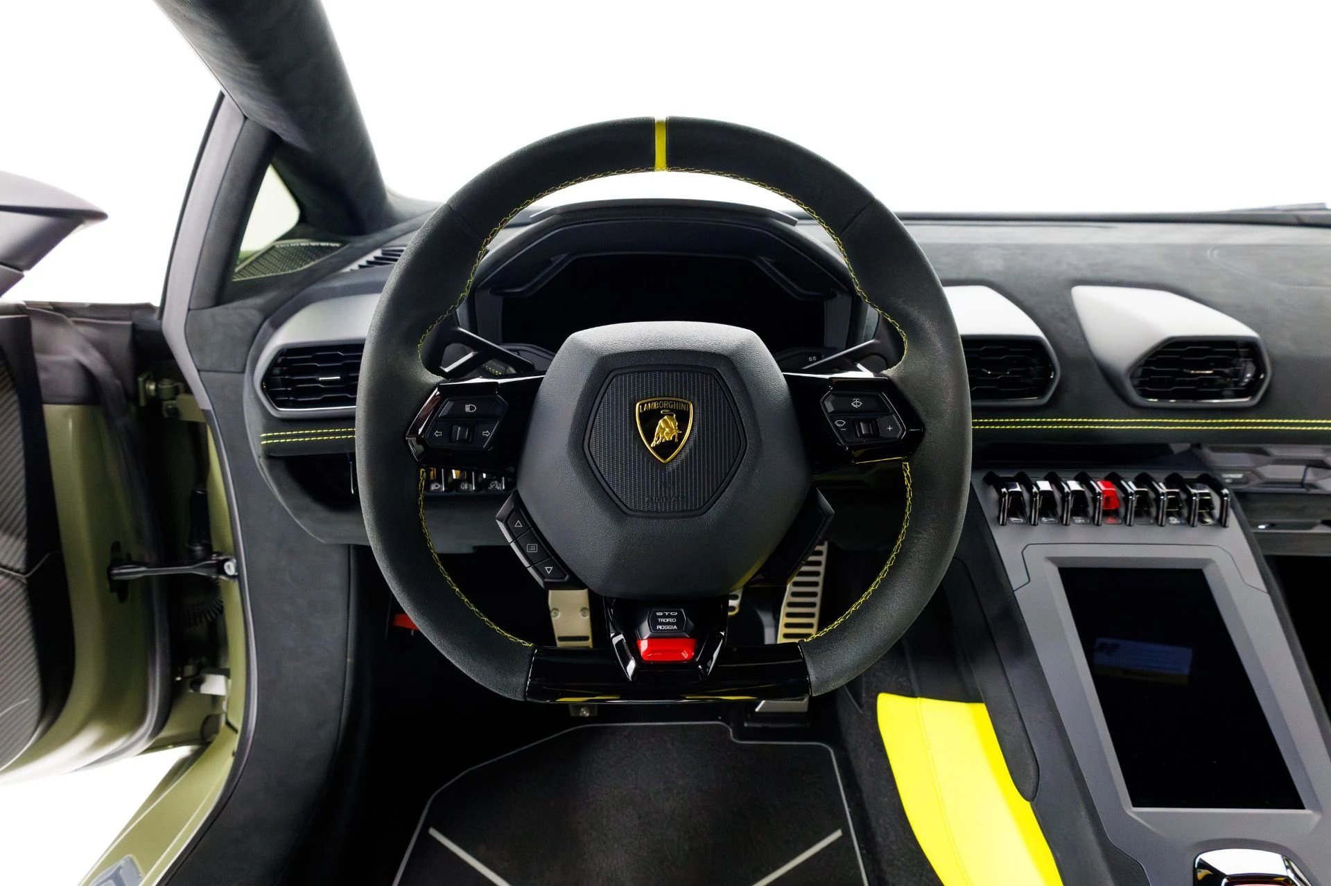 mph016_3401597396_Used_2022_Lamborghini_Huracan_STO_1770056097_38674d32d5