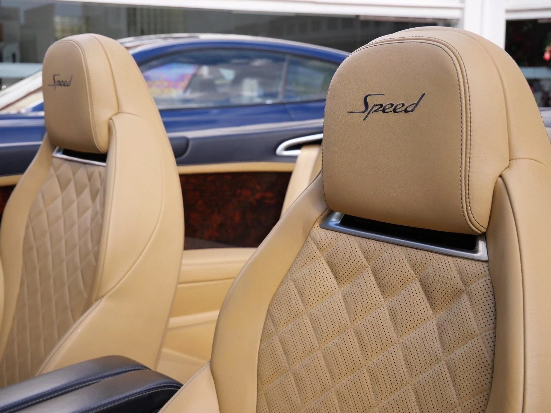 mph016_3403865106_bfca7b22b434470917c330466b75d736x_573964bb27