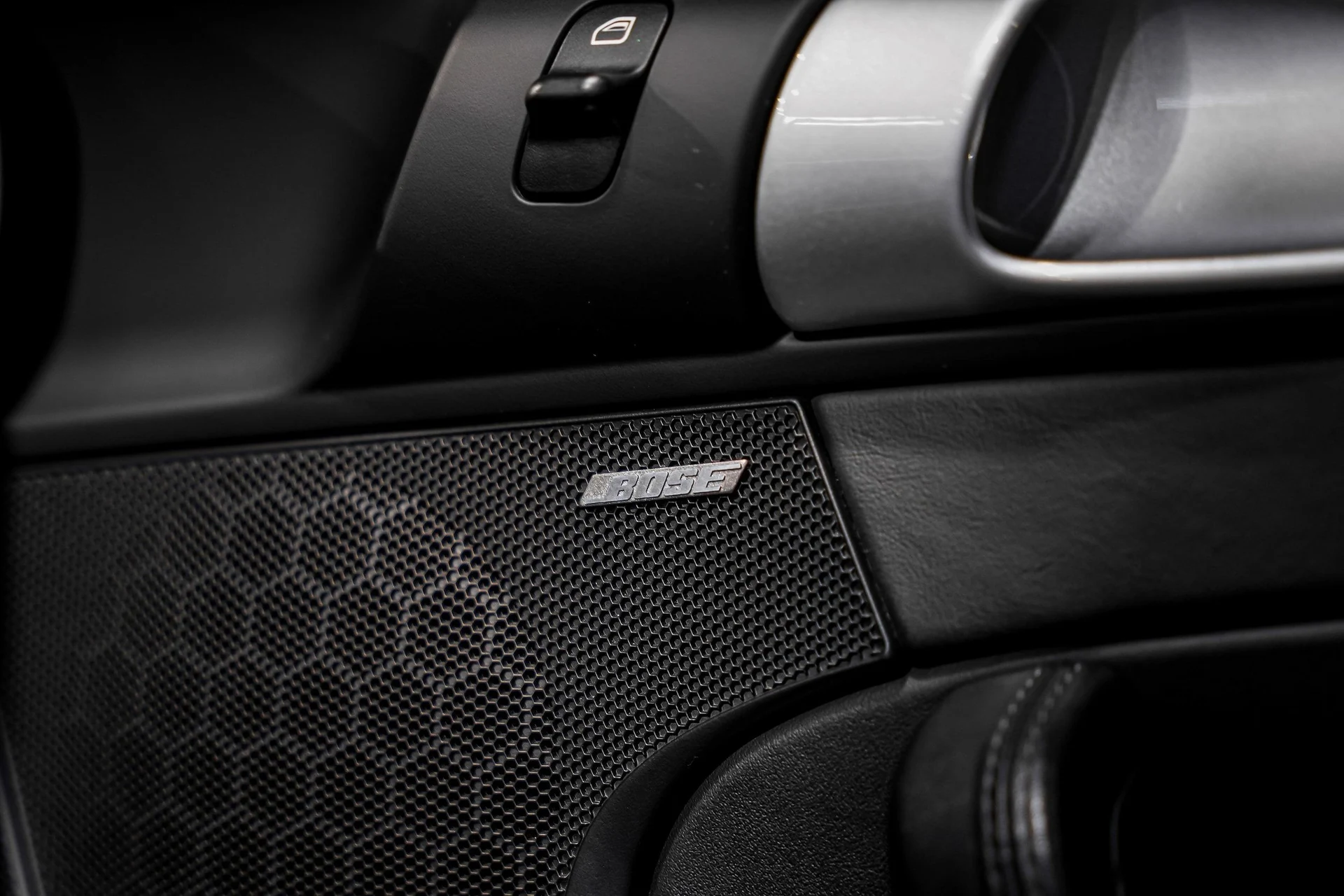 mph016_3406328130_8ae668bfd258e81b02f09af2f49b92efx_74c180021a