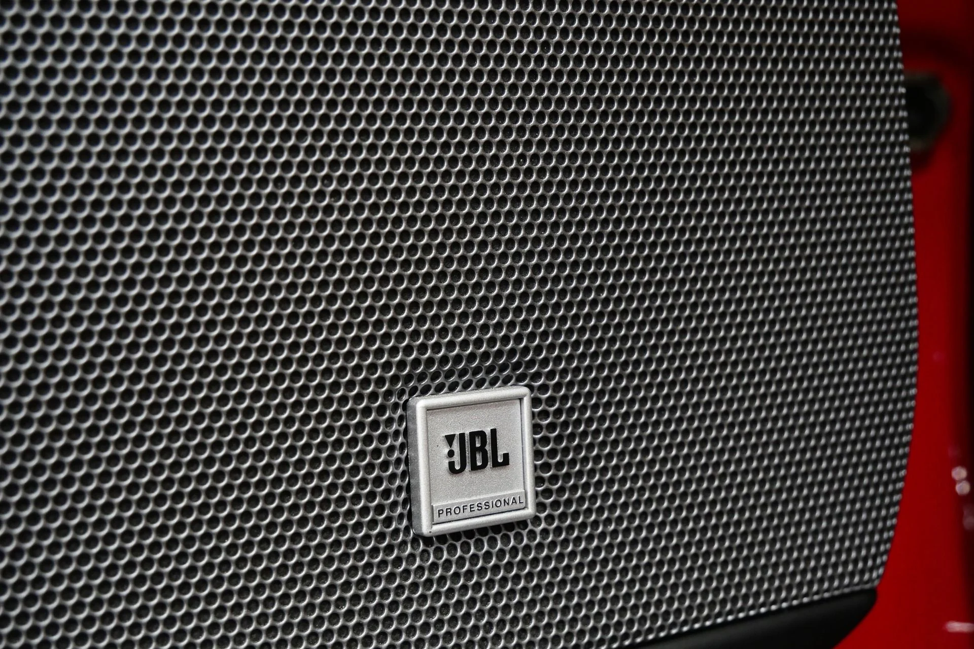 mph016_3411354082_Used_2019_Ferrari_Portofino_Daytona_Seats_High_Power_Hi_Fi_Carbon_Fiber_and_Leather_Steering_Wheel_1775750946_6c0078d40a