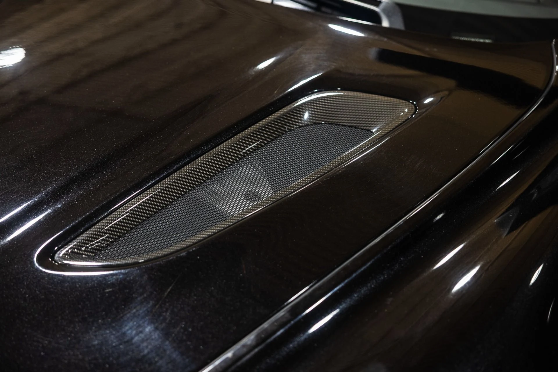 mph016_3423873264_Used_2019_Aston_Martin_Rapide_AMR_257000_MSRP_1764127123_d80983f786