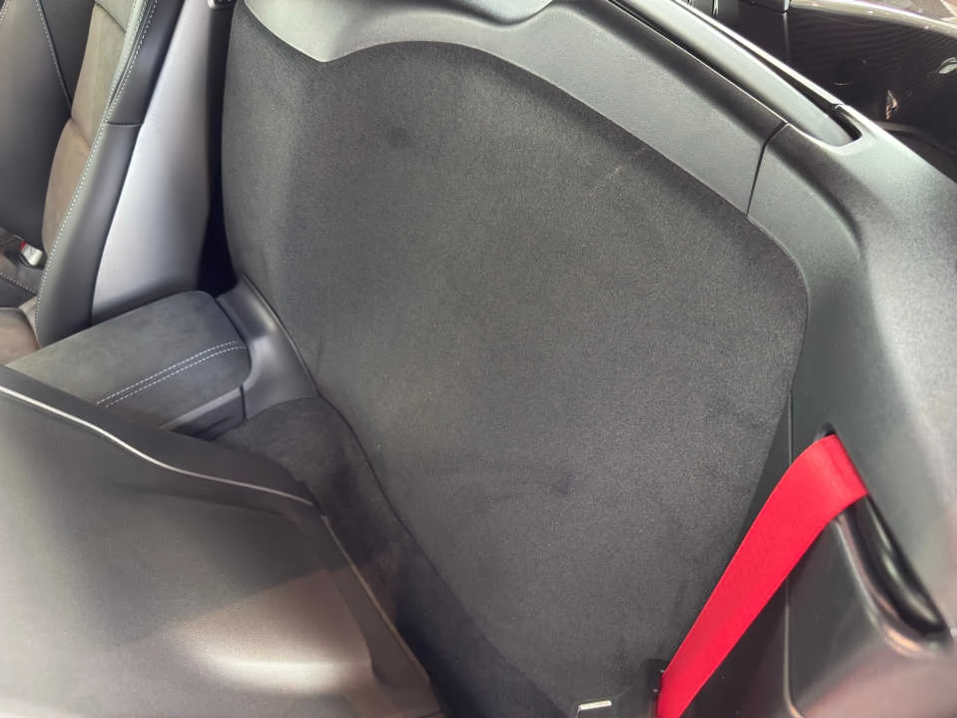 mph016_342425789_c22ca5ca3f0e993431c5828d0881d4cbx_d6caafb92e