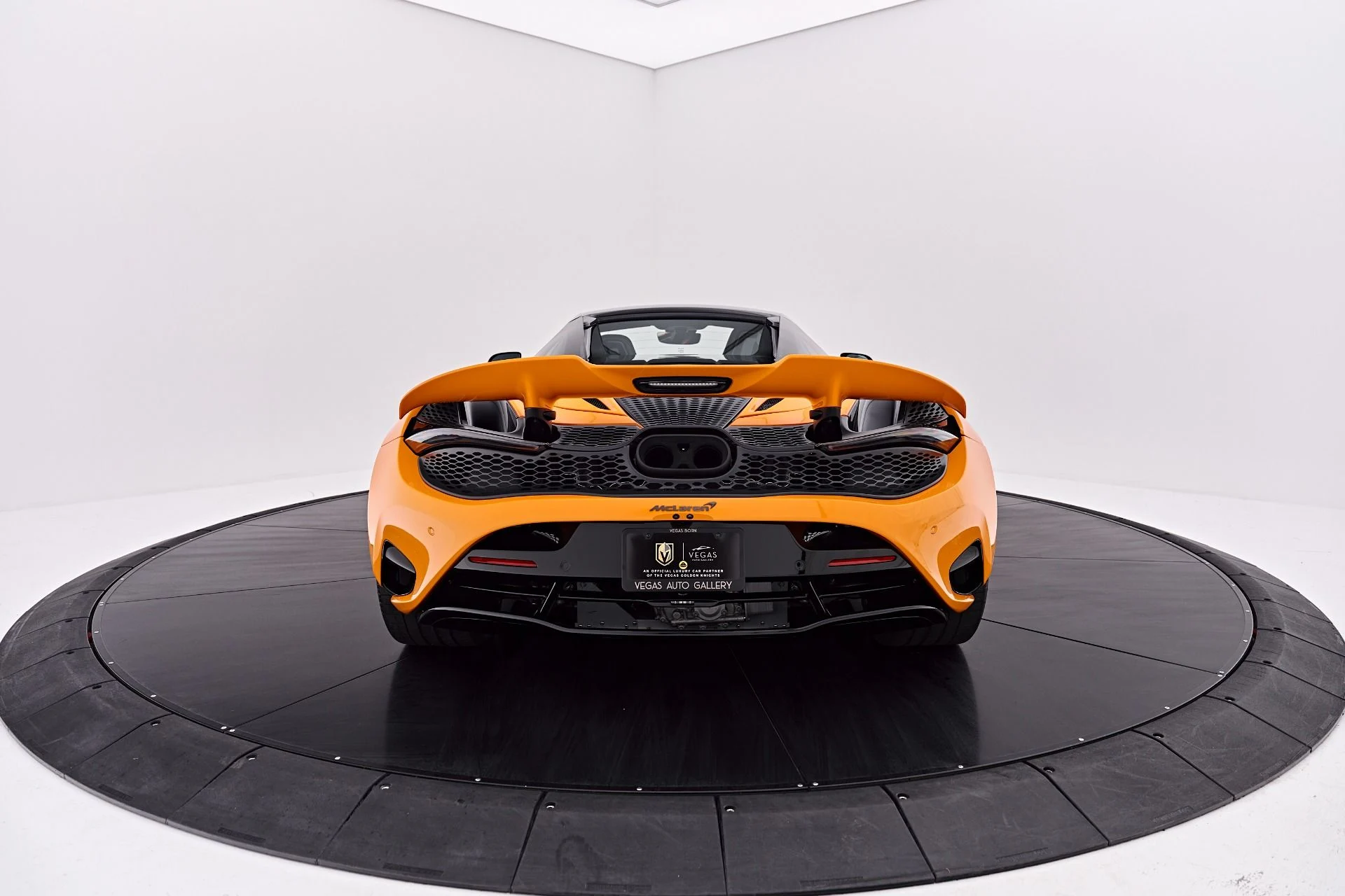 mph016_3428335122_Used_2025_Mc_Laren_750_S_1786993654_9c09760cc2