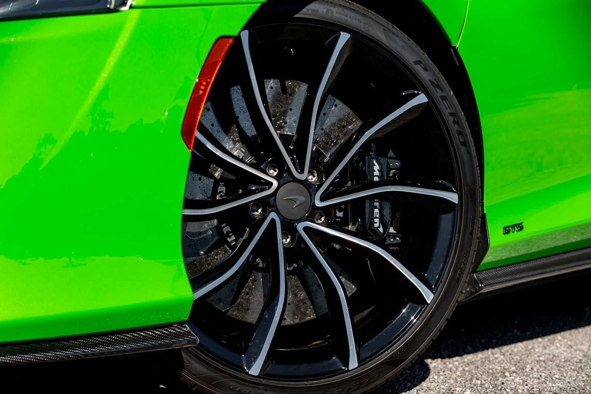 mph016_3431321200_New_2025_Mc_Laren_GTS_8620bda6e7