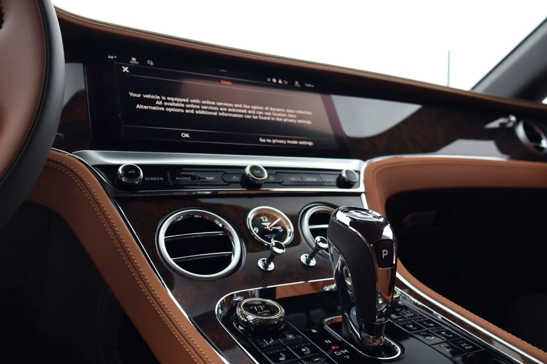 mph016_3436214051_31b9e90bdaec83f0f289e9e5e20ba690x_ced972f3c7