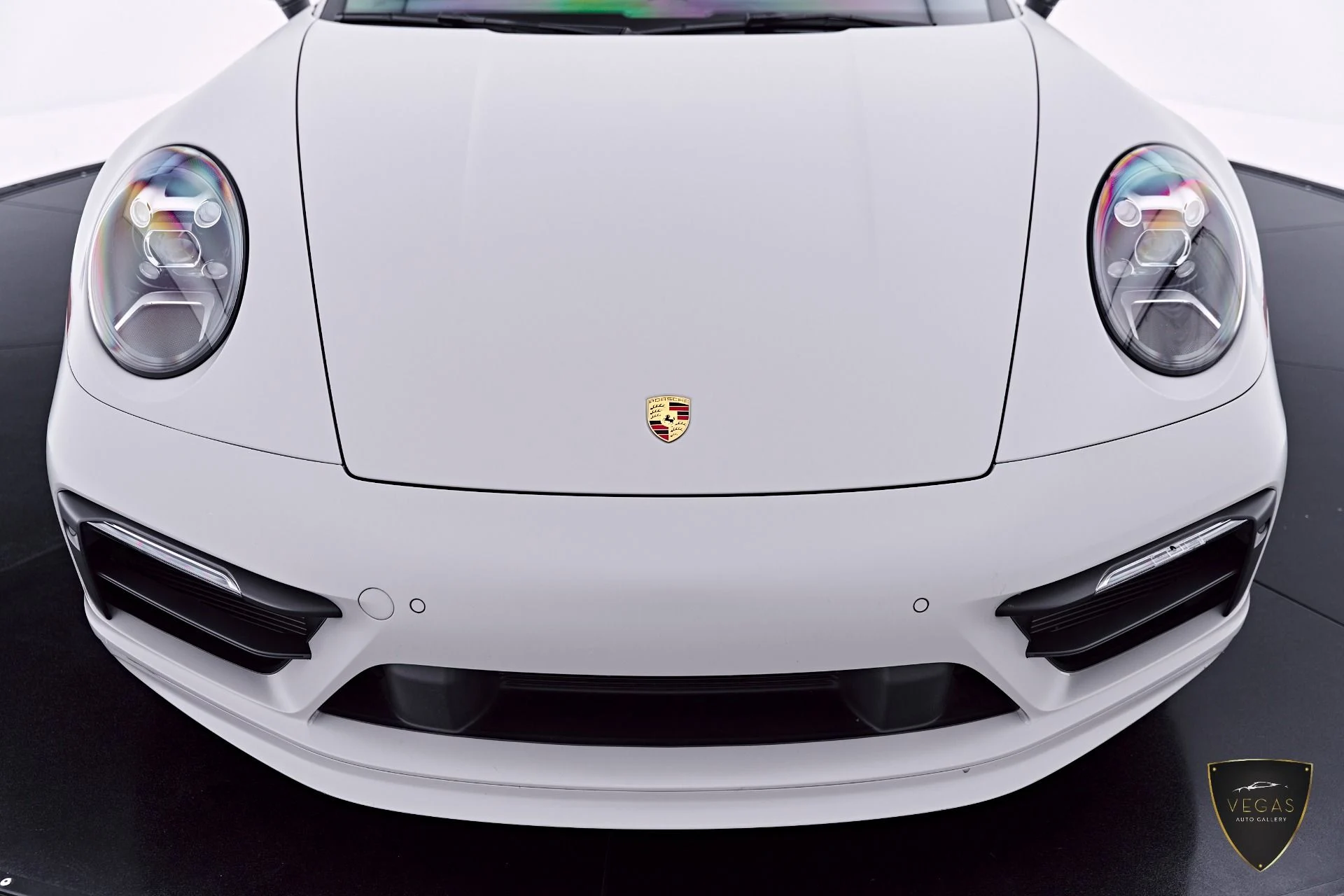 mph016_3436764305_Used_2023_Porsche_911_Carrera_1783042990_40fc3a1e95
