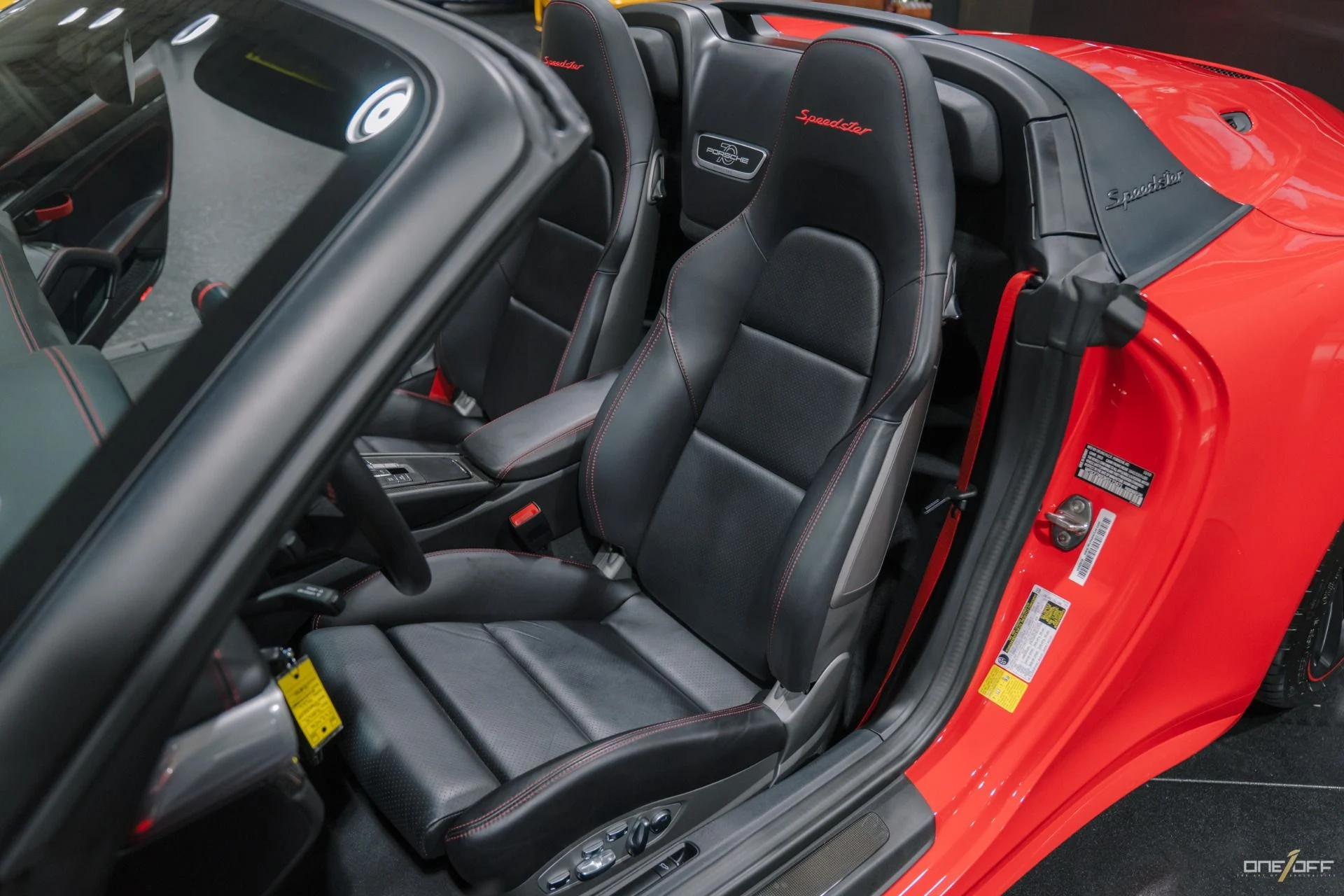 mph016_3437721012_Used_2019_Porsche_911_Speedster_No87_of_1948_300_K_MSRP_in_Guards_Red_1755899042_cb3d8bb4ec