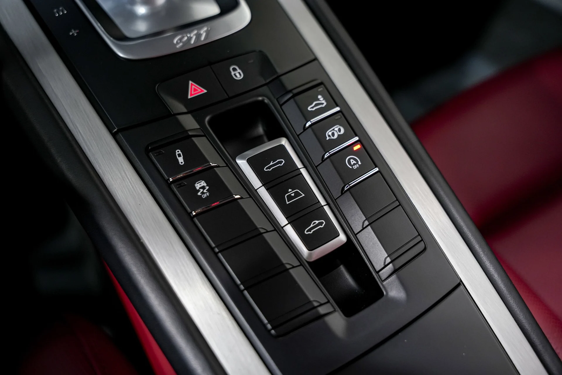 mph016_3441625860_8f22eaa0965262a7689c72297ed633dax_c27d6bf3d2