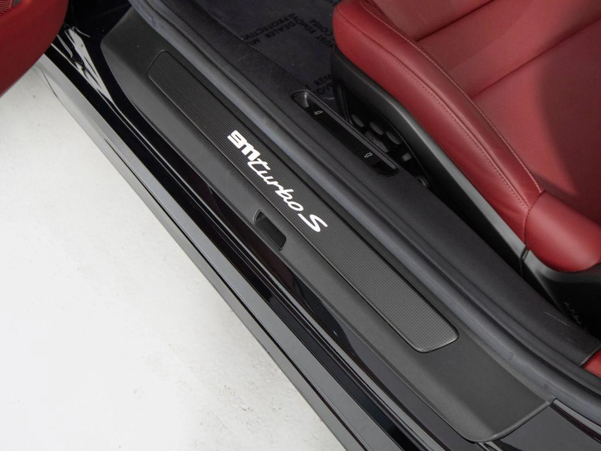 mph016_3442336119_puulg_d_Bgtacx27_Rn6_CKA_Fb_B_Gp_M_be37af4f6e