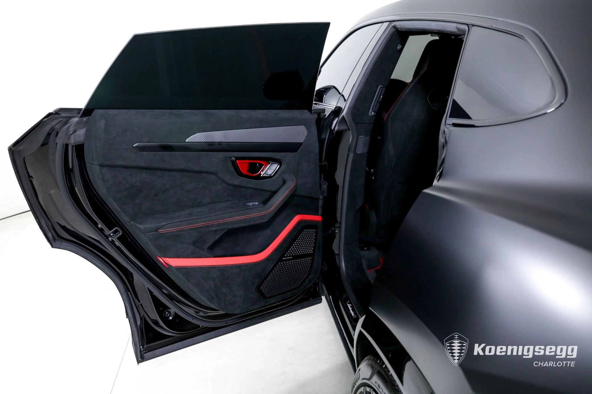 mph016_3442688190_Used_2023_Lamborghini_Urus_Performante_1746560193_d706a157d5