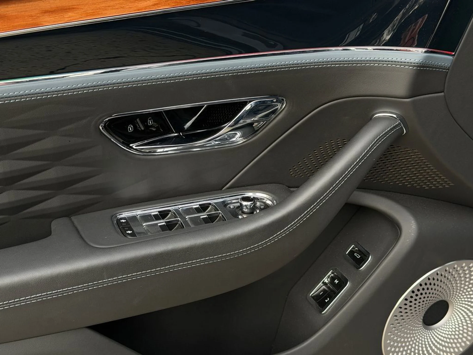 mph016_344323778_affe0113a5264f62b0c502651eb5c201_6e1c9636a8