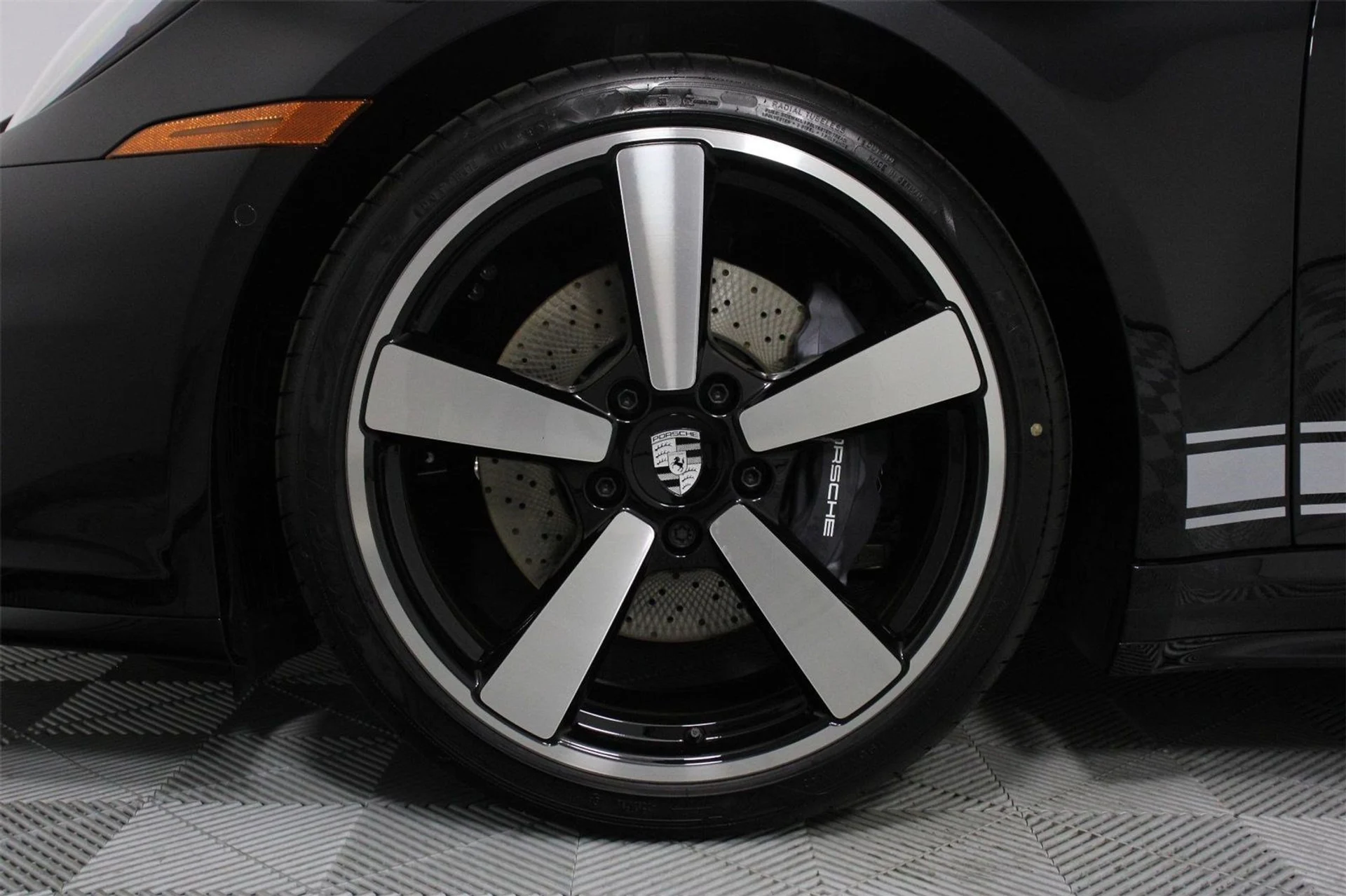 mph016_3444510308_932101b1d3c8ac2506c817cd1ea651f7_1804f42ef1