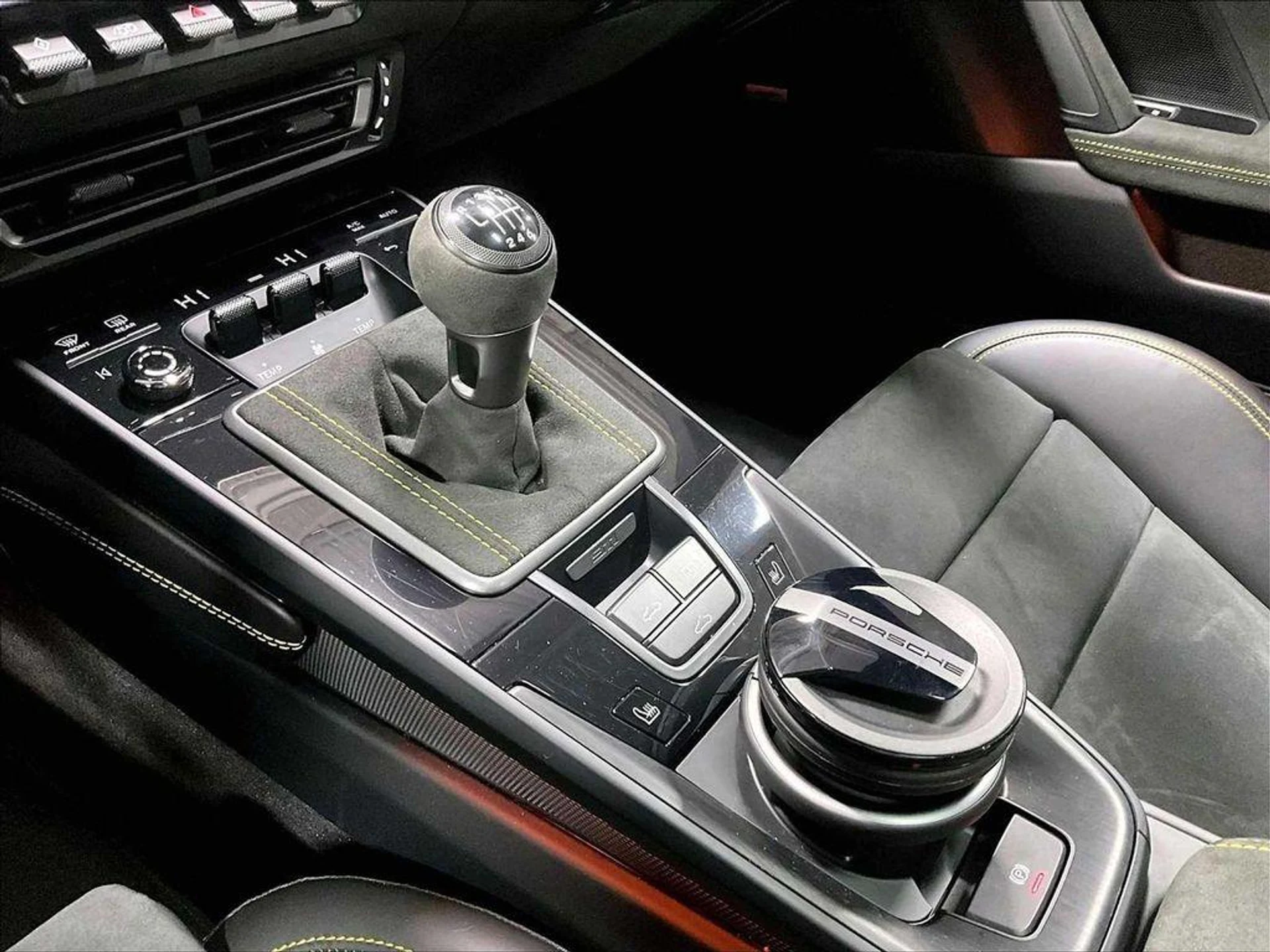 mph016_344529490_y5_T7_Qk7e6_N_Ab_x_Dkj_Go_Ec_Az_Wzx_U_cfa2b58691