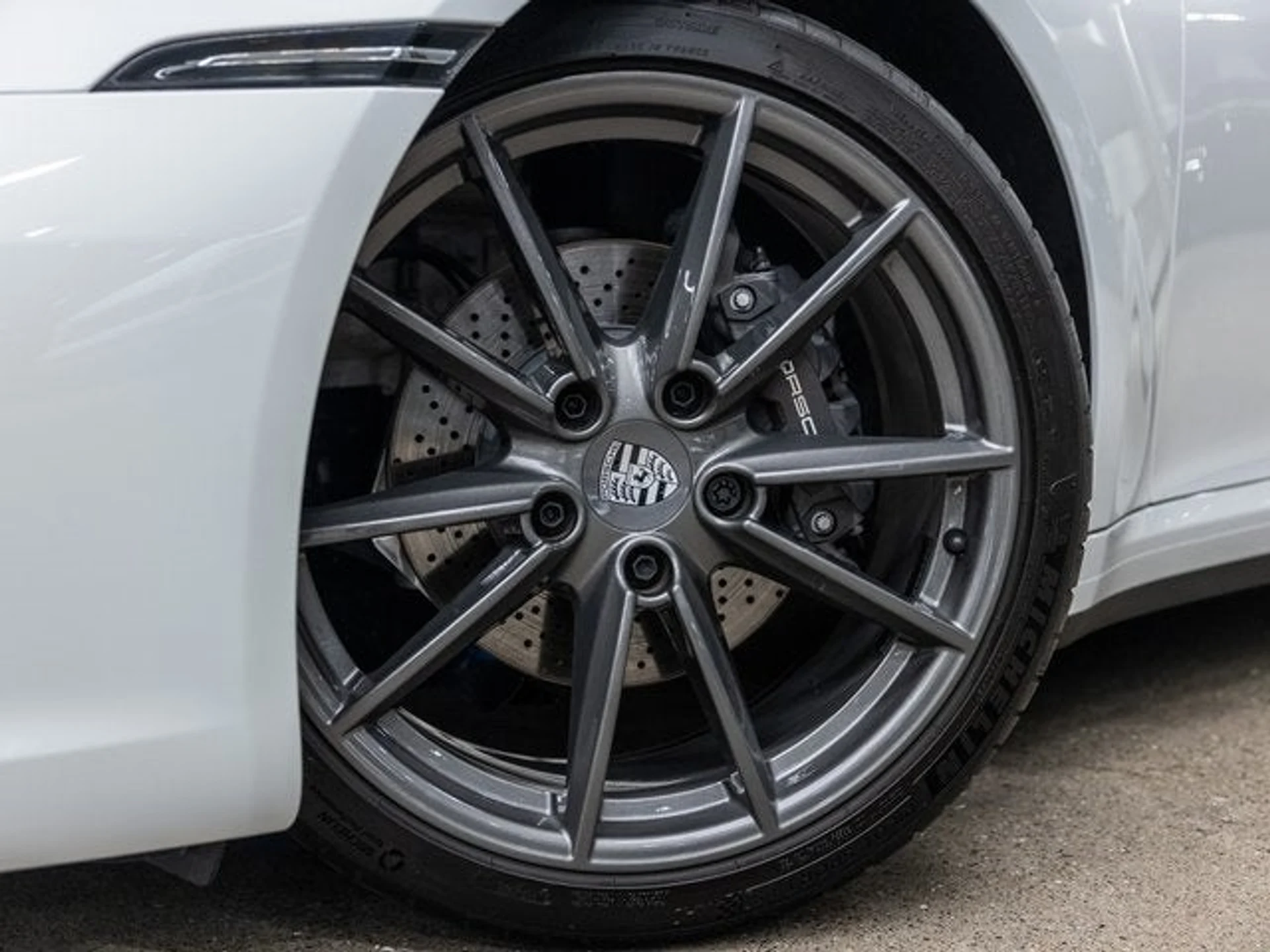 mph016_3448445822_17_ca203a477c