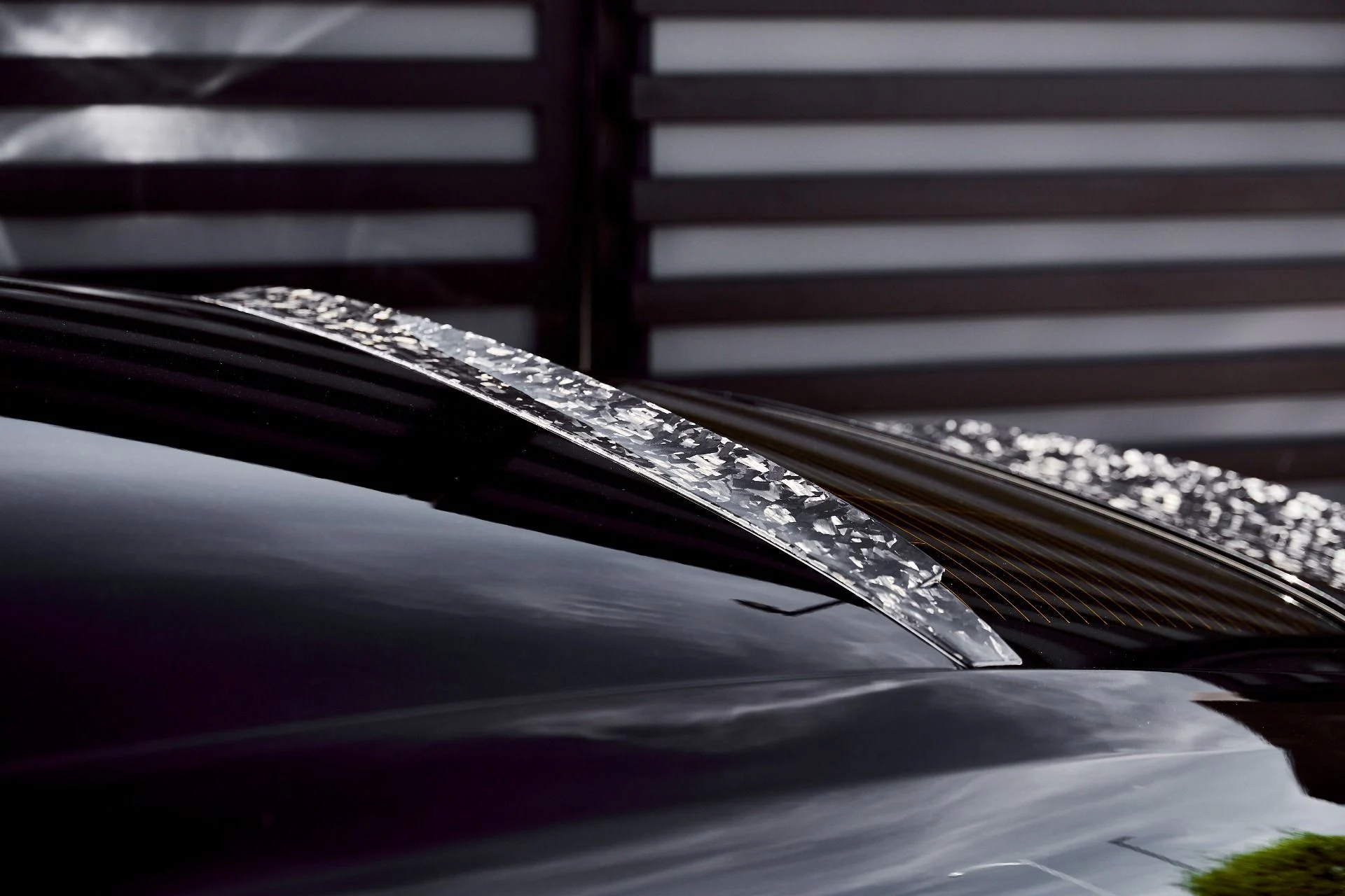 mph016_3455676842_Used_2025_Rolls_Royce_Spectre_Base_1773452454_f7313734dc