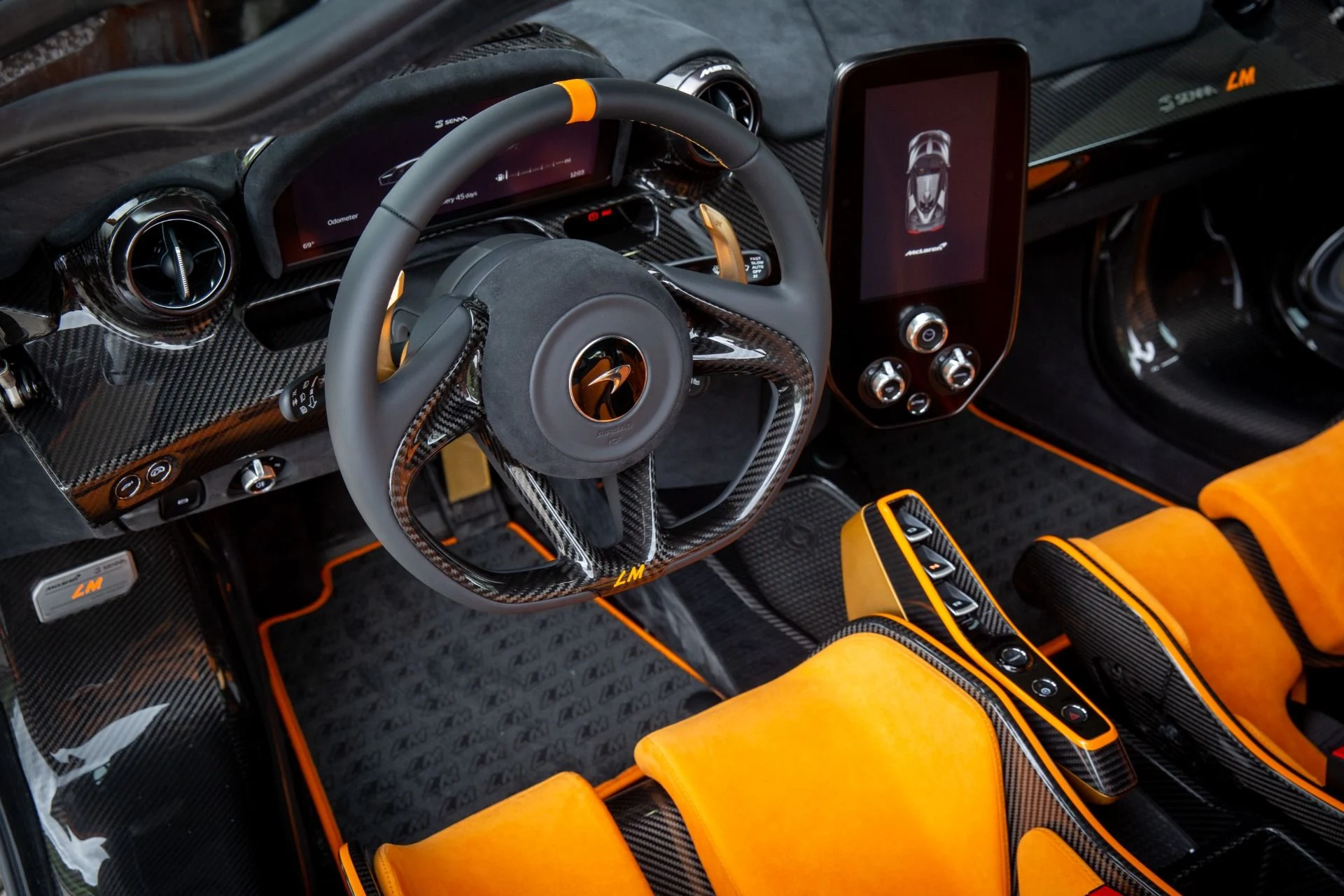 mph016_345707259_323_p17_l_7faa83651a