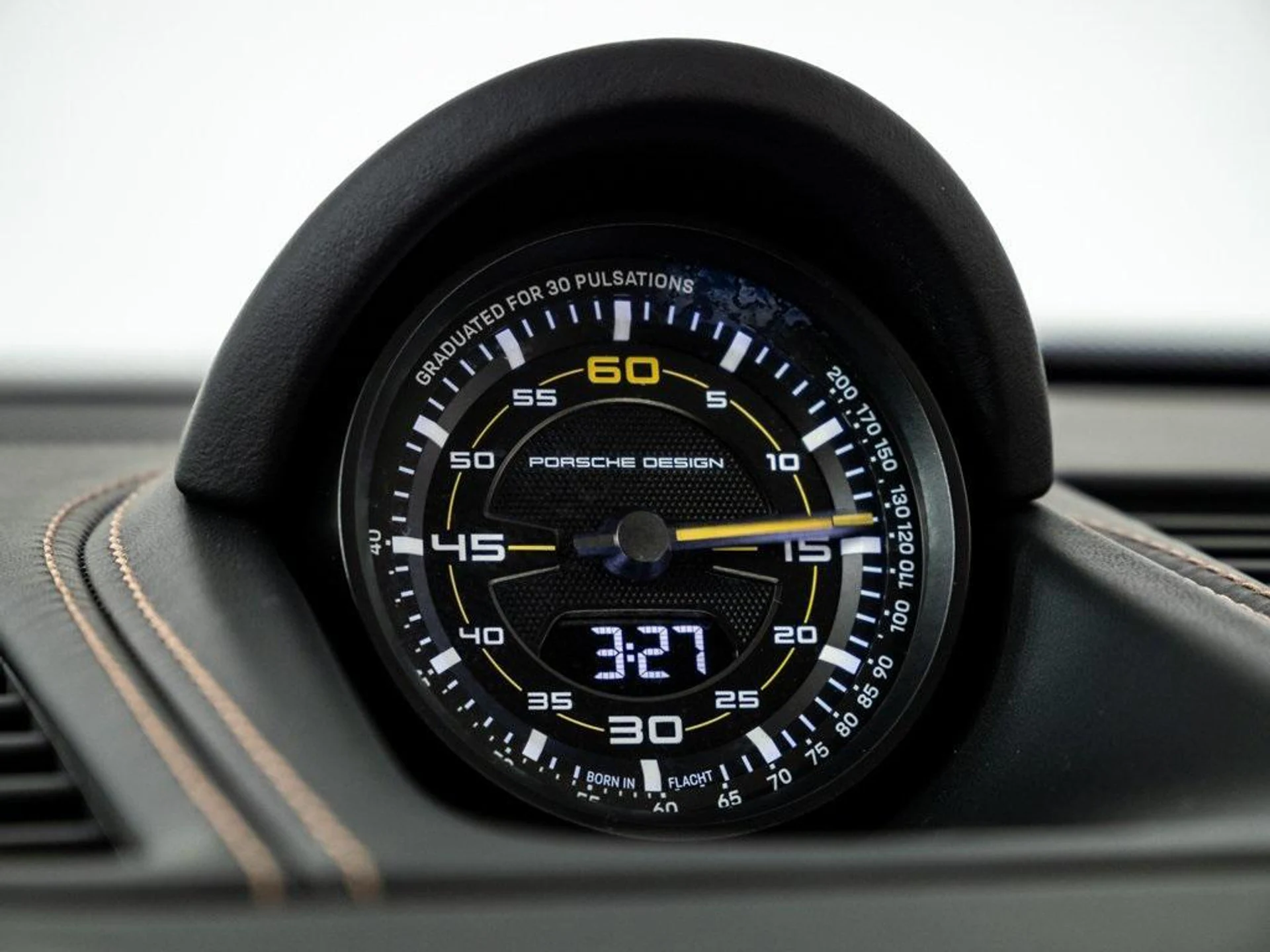 mph016_3459219243_kucut_Alrc_FI_9_Vmi9x_O_Pdwd52_FEM_365dd15040