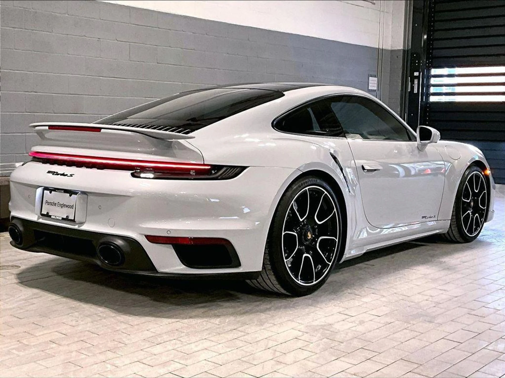 mph016_3471251599_hgpt_Uc8n6fx_TS_Ysq_P6_Ut_Ufpiuyc_341451ad6c