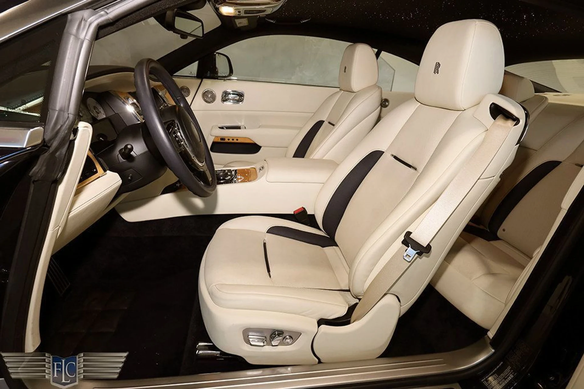 mph016_3472024573_used_2019_rolls_royce_wraith_coupe_9689_22959552_17_1024_46f5f7d63e