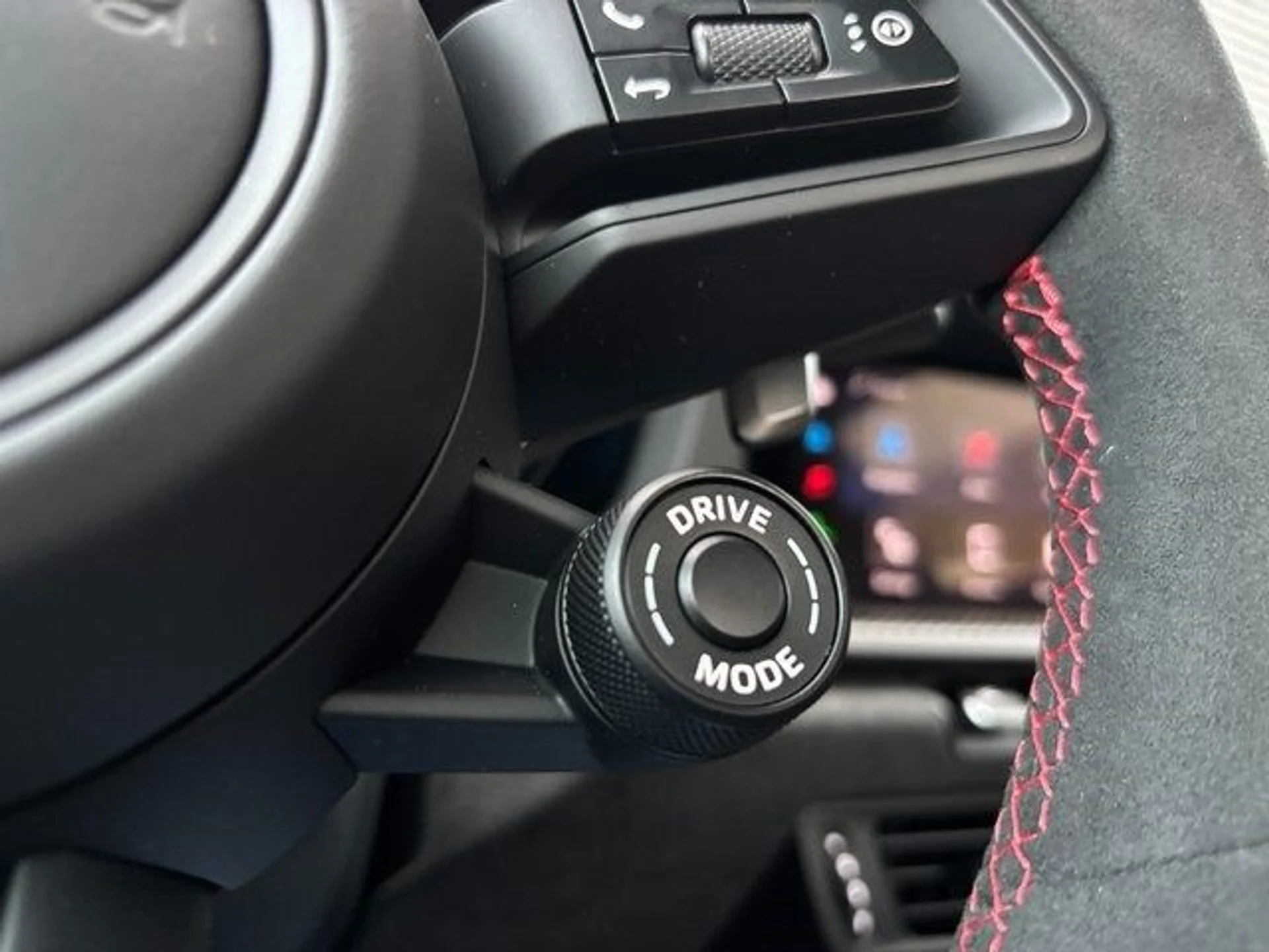 mph016_3484062259_7d90b5c9fa6115820e43bd1f7752bb45x_df71a1a121