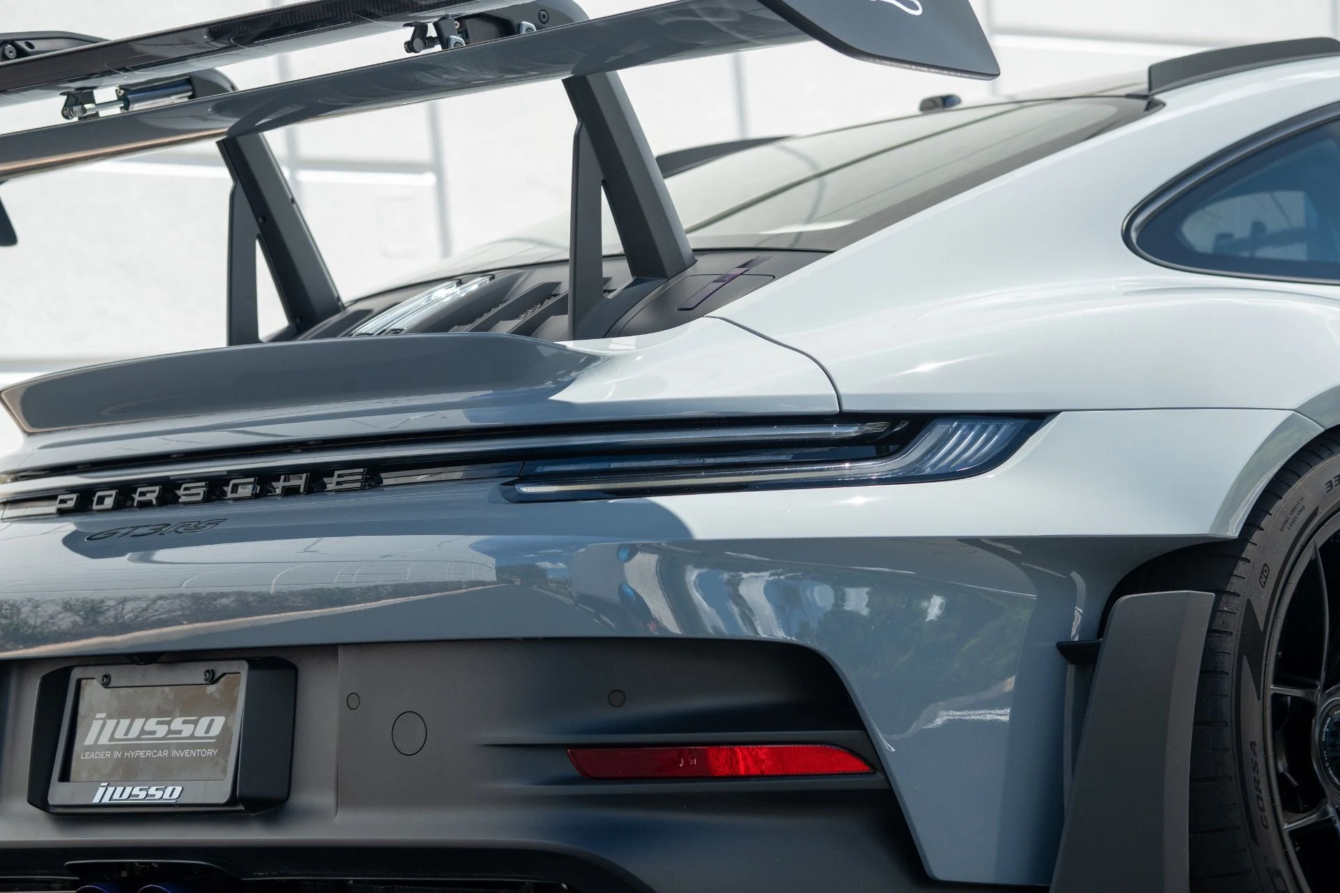 mph016_3485828696_Used_2023_Porsche_911_GT_3_RS_1757968217_5c9eeb3945