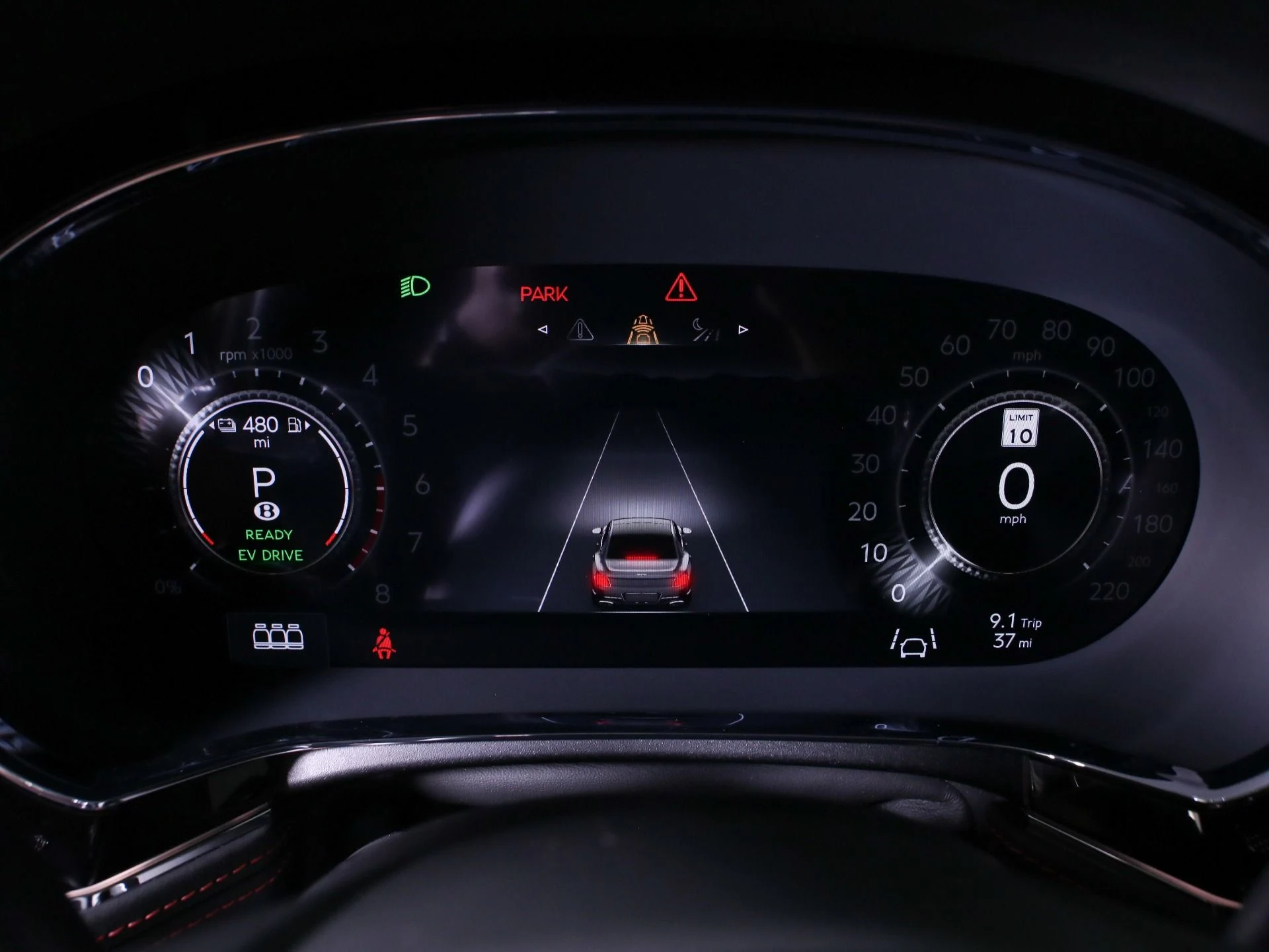 mph016_348861230_New_2026_Bentley_Flying_Spur_Azure_1759158492_d10ab8bedd