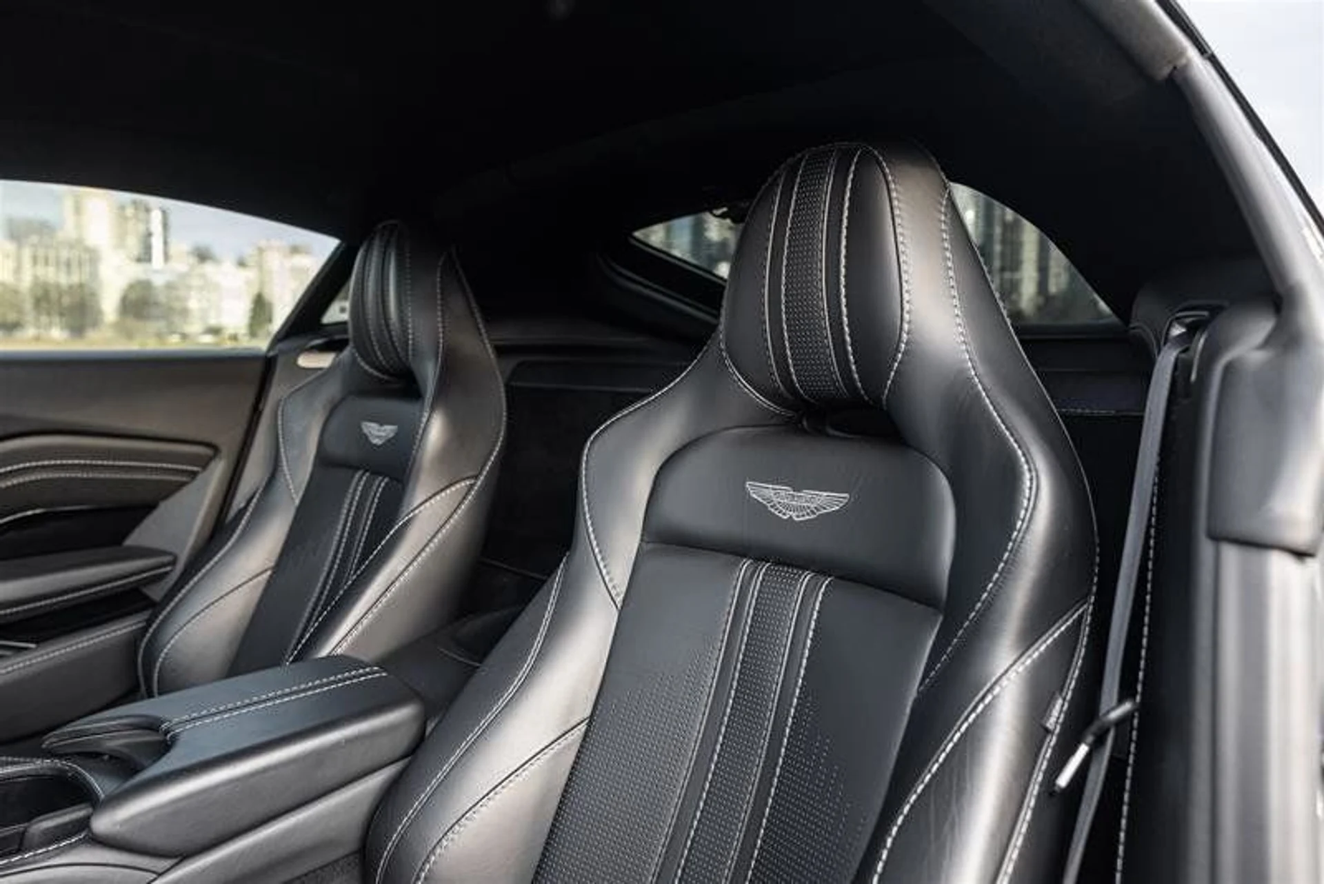 mph016_3492840426_37539563_05699_11678067_1574827860_2cc3a8cfbf