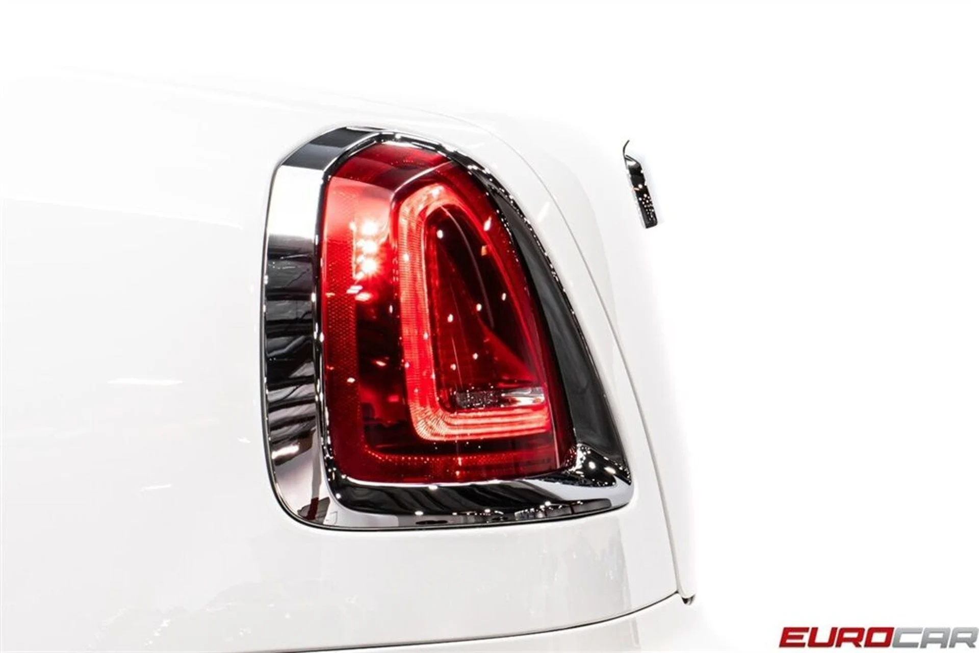 mph016_3494731447_image_17_30379cd61a