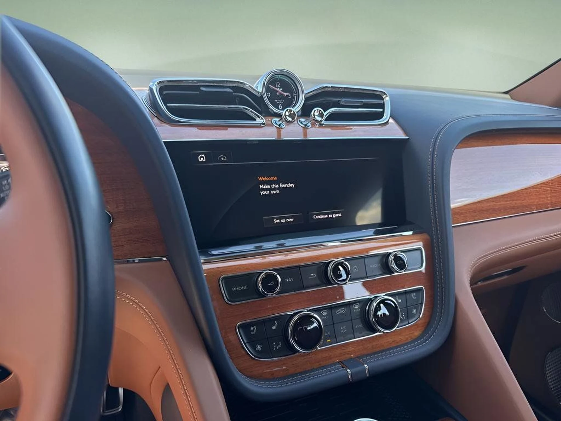 mph016_3501507952_dcbb52e128b2433b8e6ef6ca75c129ea_7167633367