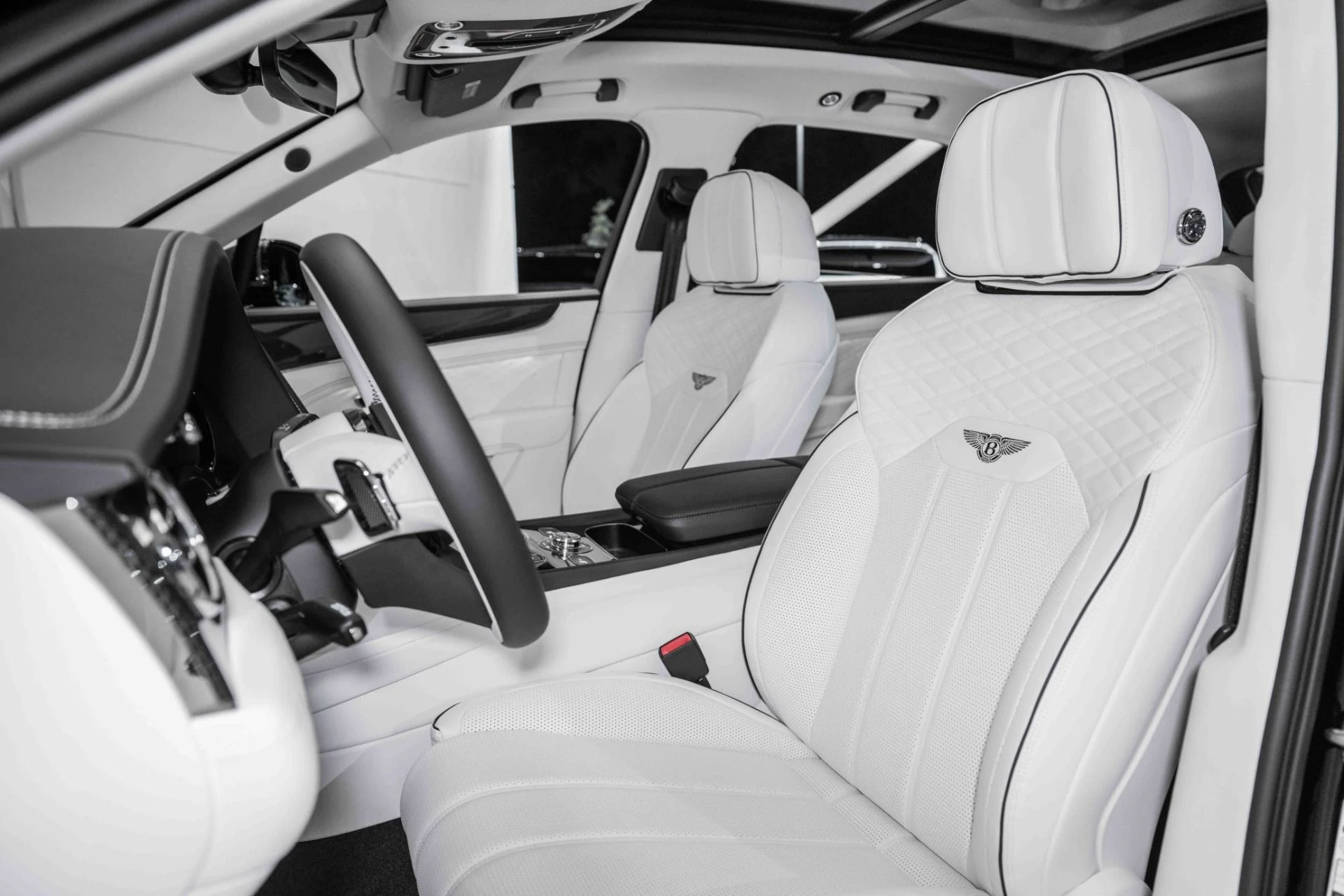 mph016_3515505301_Used_2024_Bentley_Bentayga_S_V8_1721581945_55a420acdf